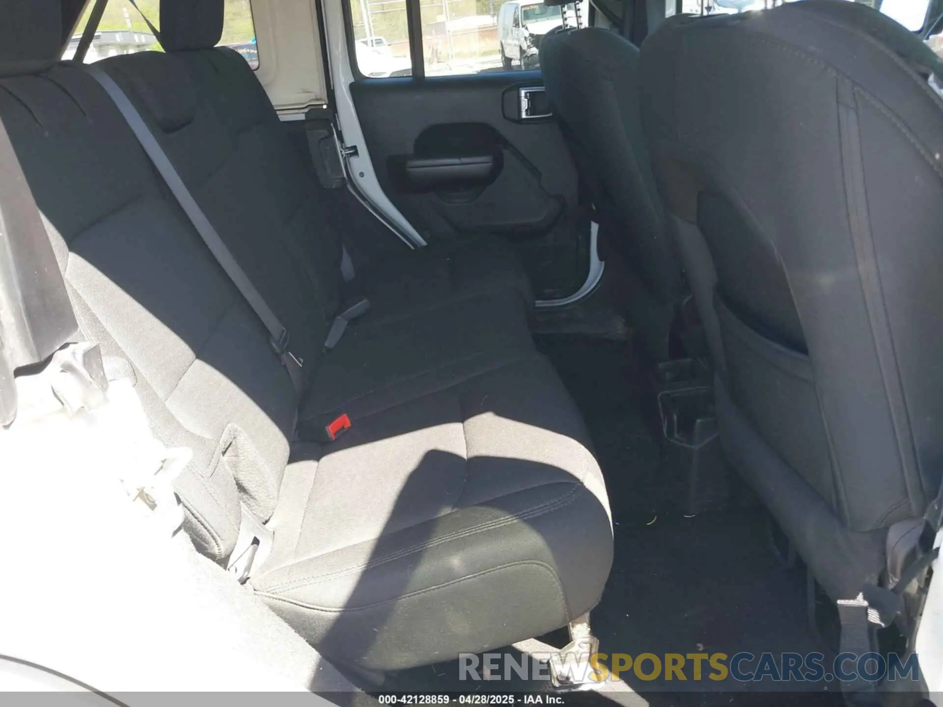 8 Фотография поврежденного автомобиля 1C4HJXDN0LW204734 JEEP WRANGLER UNLIMITED 2020