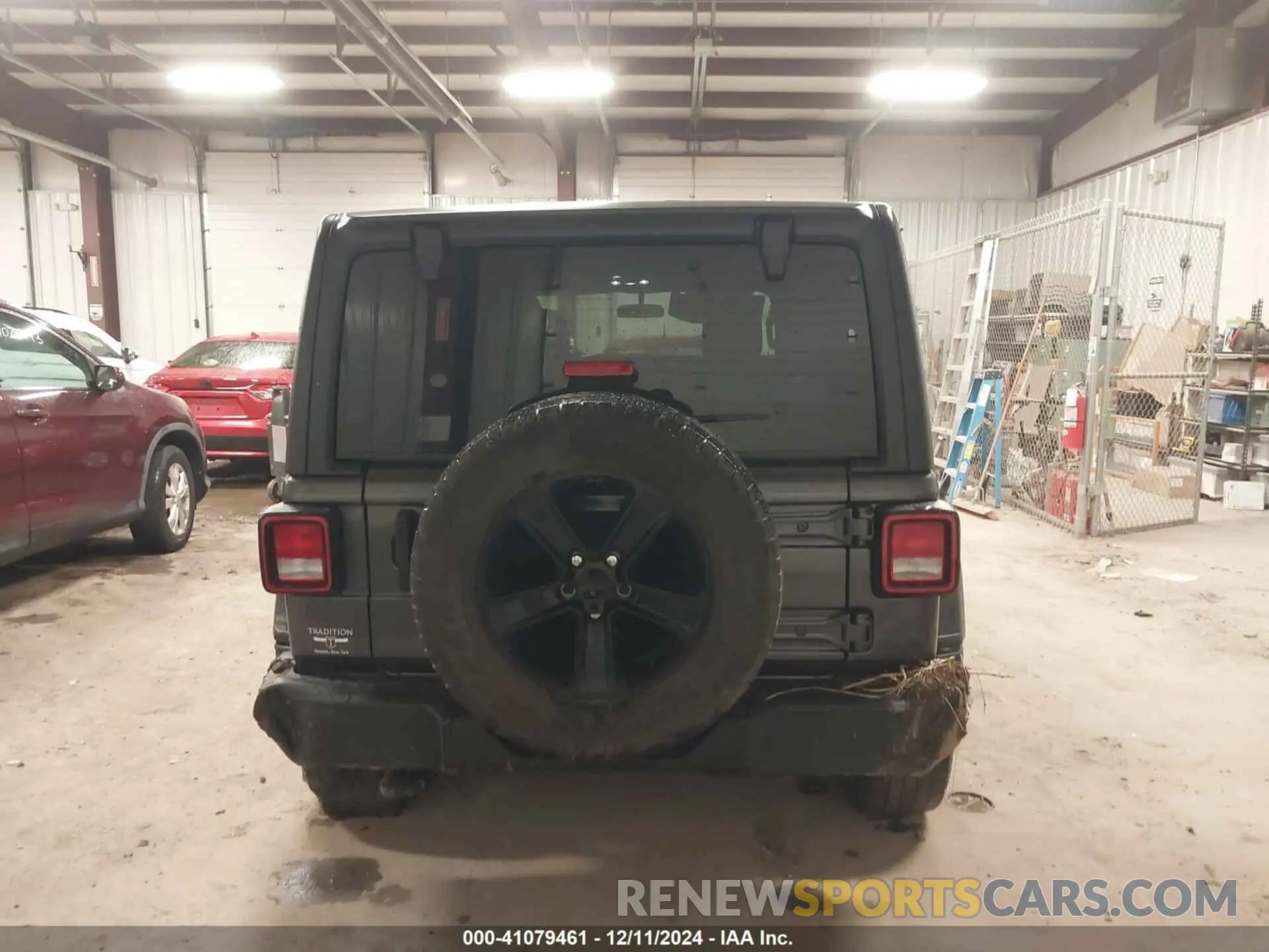 17 Photograph of a damaged car 1C4HJXDN2LW345787 JEEP WRANGLER UNLIMITED 2020
