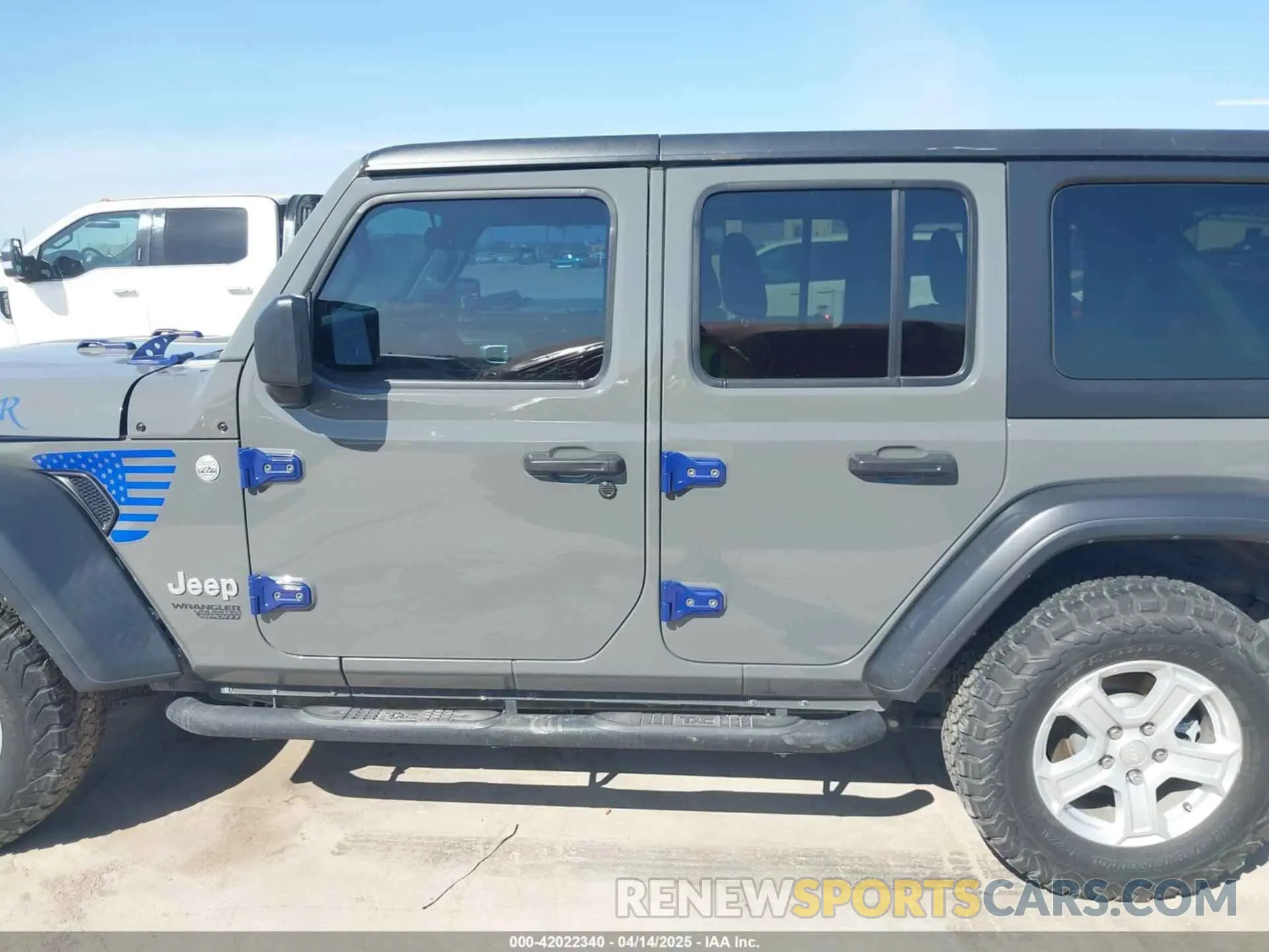 14 Photograph of a damaged car 1C4HJXDN3LW337617 JEEP WRANGLER UNLIMITED 2020