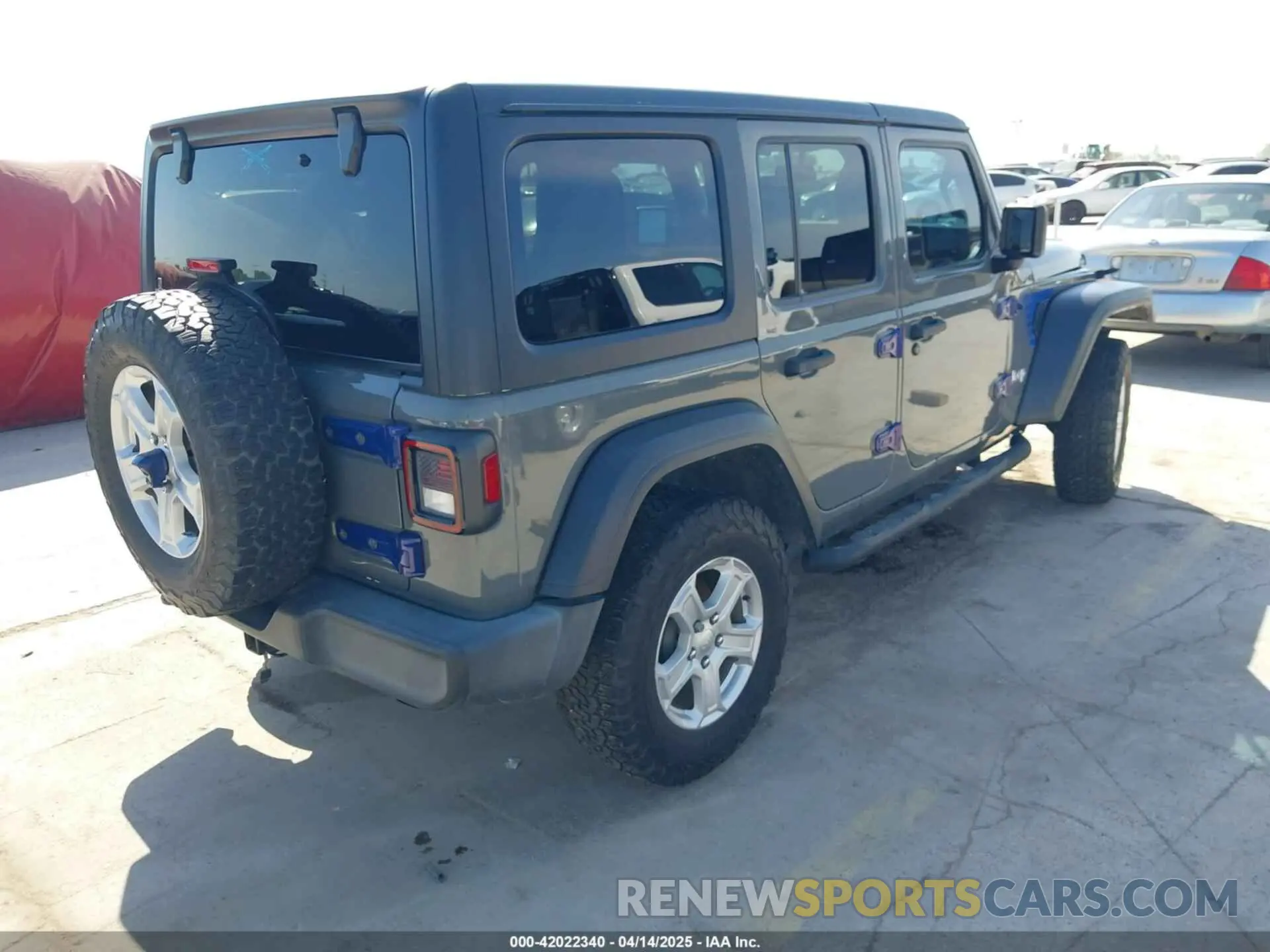 4 Photograph of a damaged car 1C4HJXDN3LW337617 JEEP WRANGLER UNLIMITED 2020