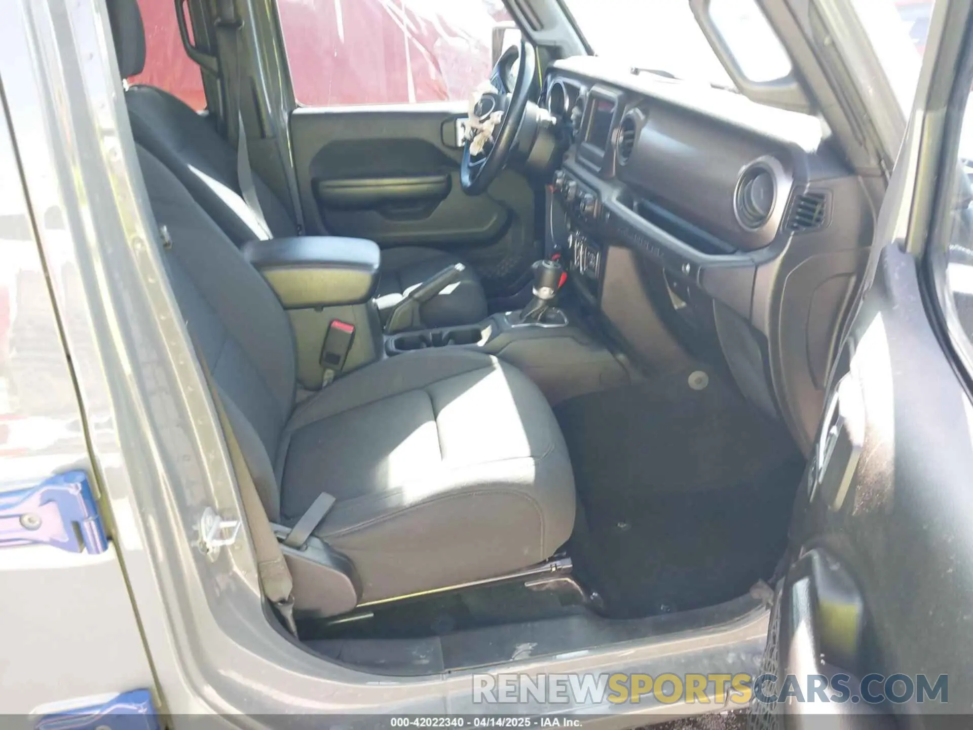 5 Photograph of a damaged car 1C4HJXDN3LW337617 JEEP WRANGLER UNLIMITED 2020