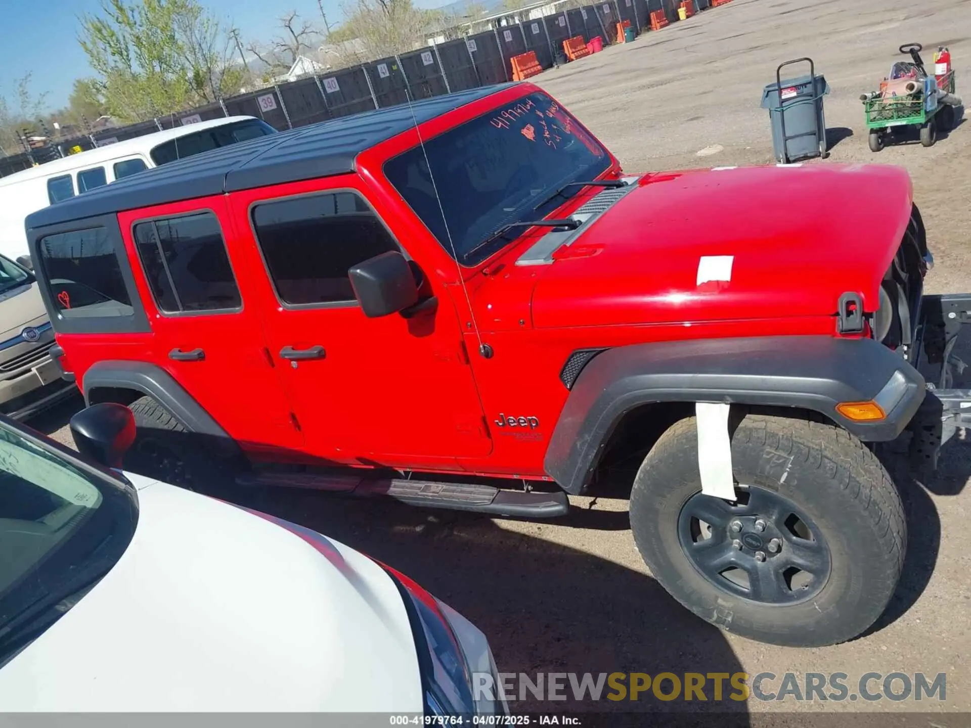13 Photograph of a damaged car 1C4HJXDN5LW130646 JEEP WRANGLER UNLIMITED 2020