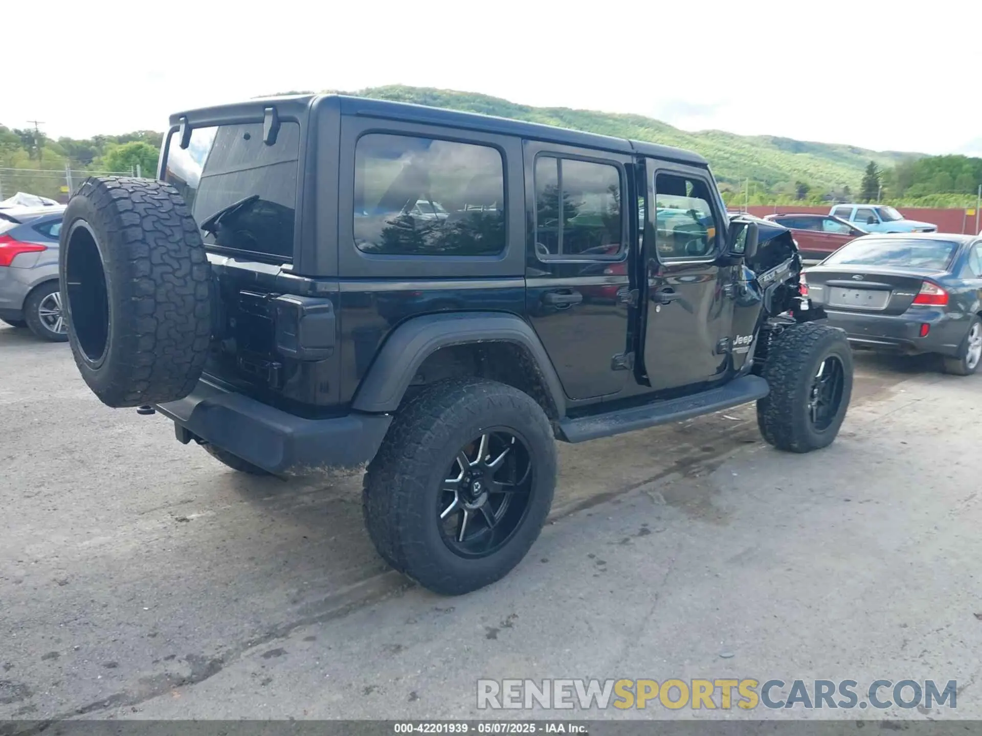 4 Фотография поврежденного автомобиля 1C4HJXDN6LW204513 JEEP WRANGLER UNLIMITED 2020