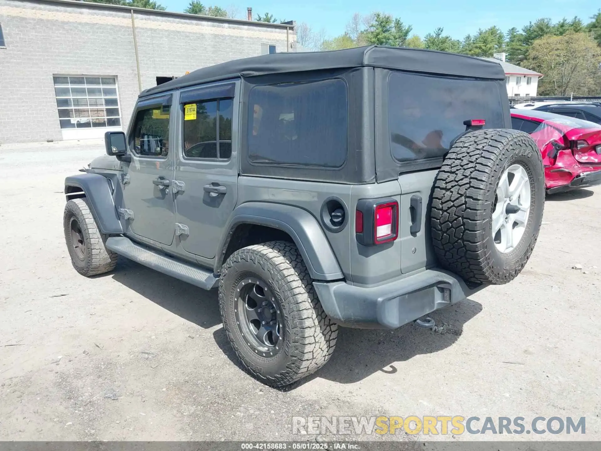 3 Фотография поврежденного автомобиля 1C4HJXDN7LW120040 JEEP WRANGLER UNLIMITED 2020