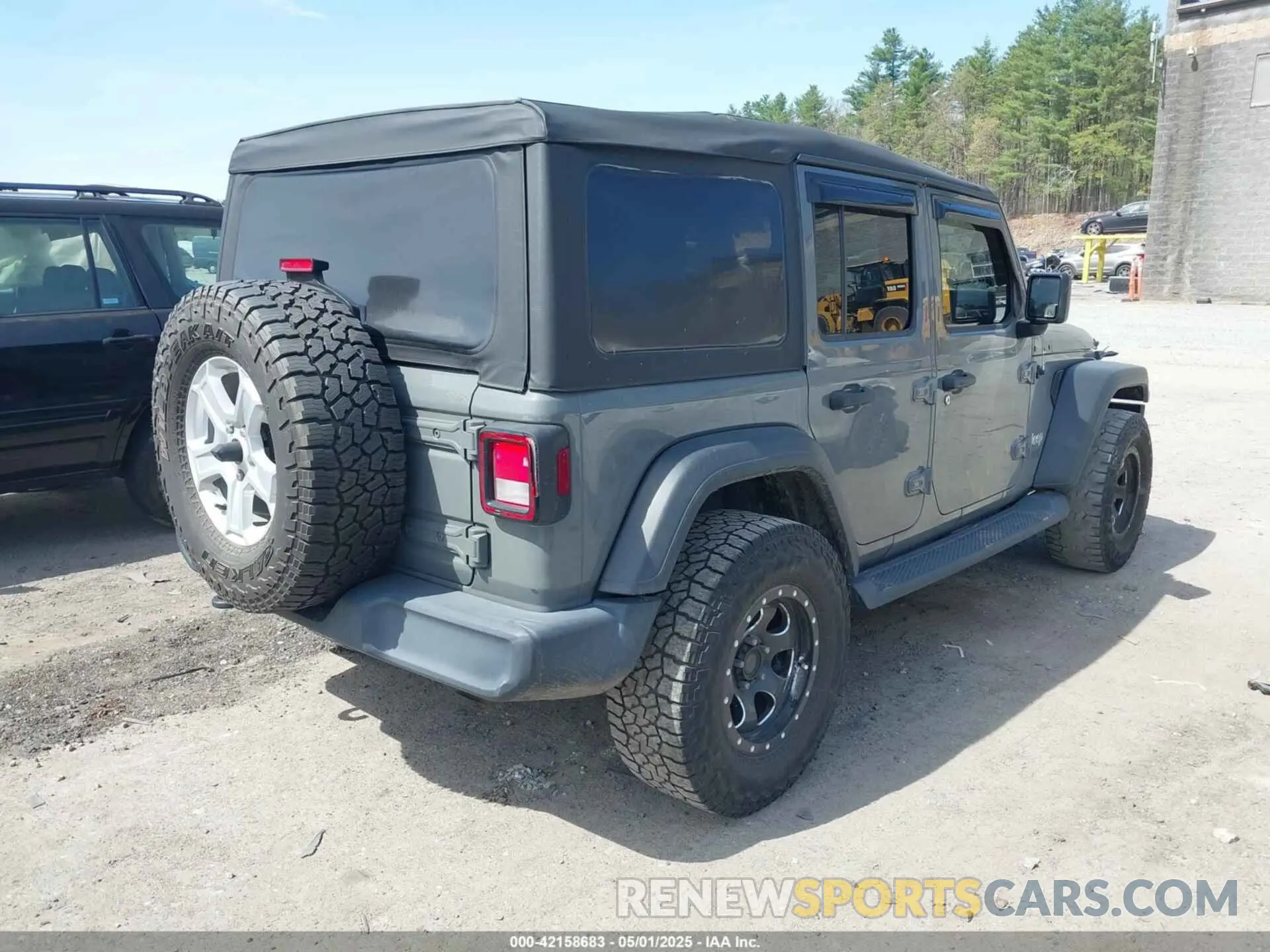 4 Фотография поврежденного автомобиля 1C4HJXDN7LW120040 JEEP WRANGLER UNLIMITED 2020