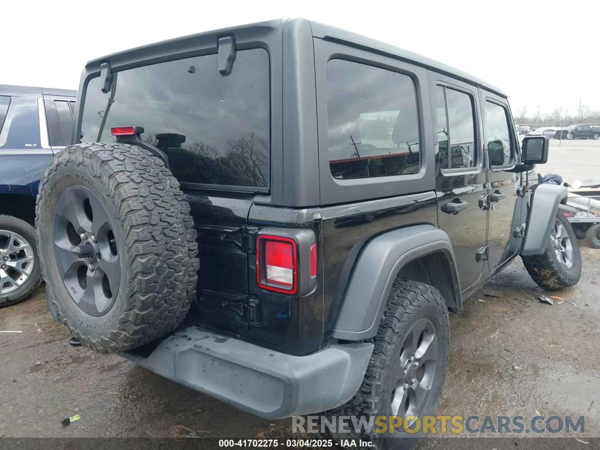 4 Photograph of a damaged car 1C4HJXDN9LW126762 JEEP WRANGLER UNLIMITED 2020