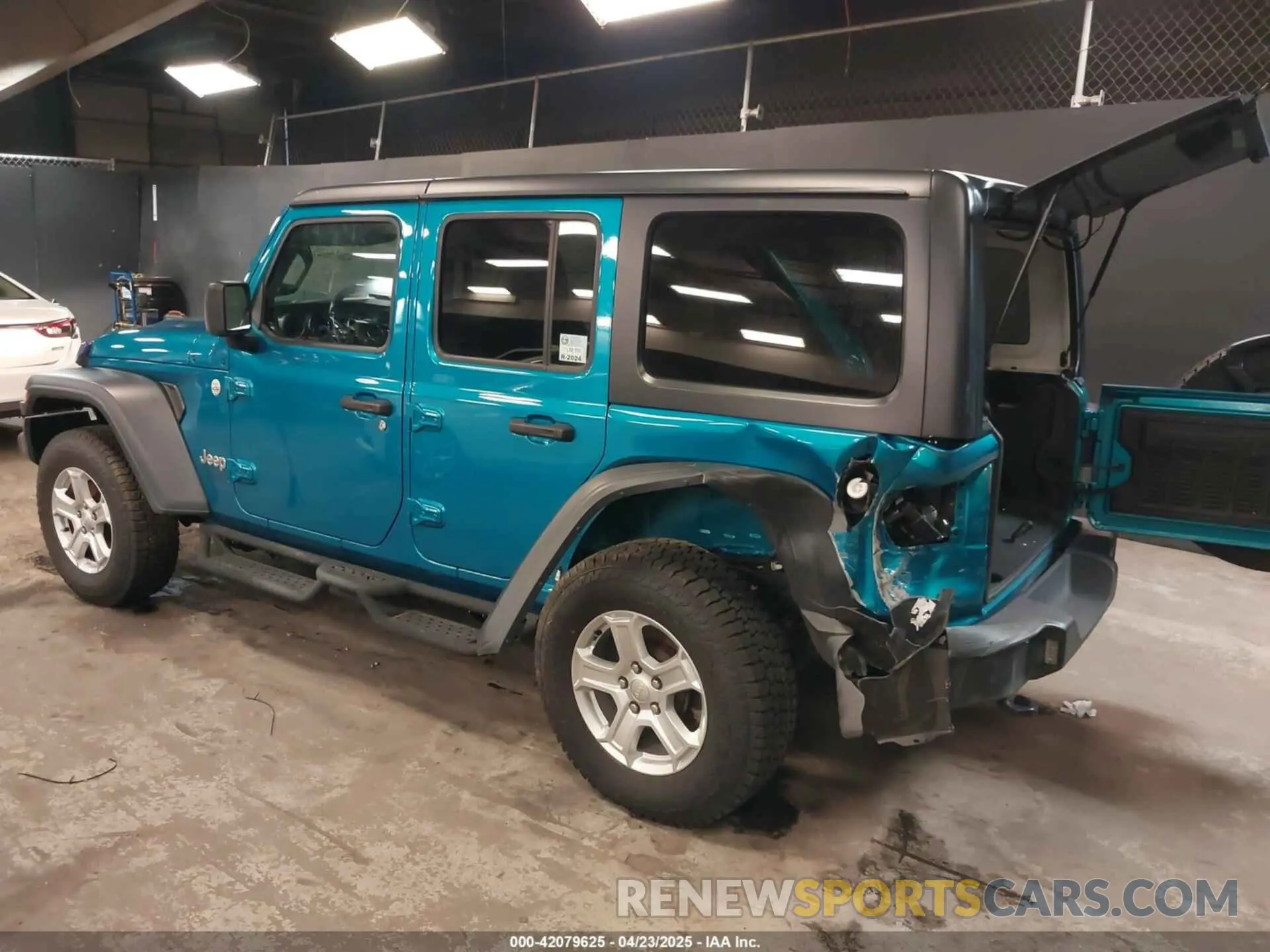 3 Photograph of a damaged car 1C4HJXDN9LW194222 JEEP WRANGLER UNLIMITED 2020