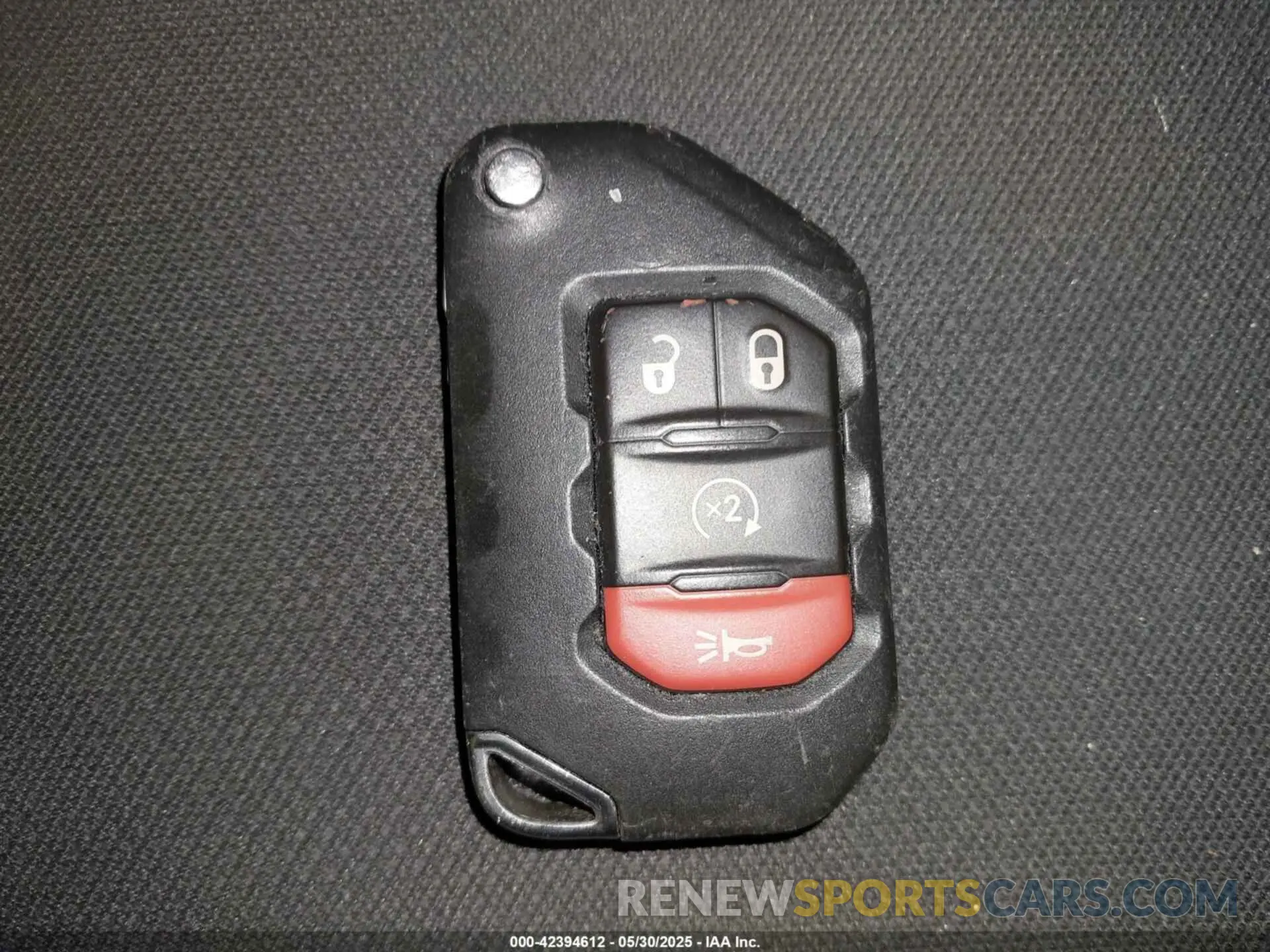 11 Photograph of a damaged car 1C4HJXDNXLW139651 JEEP WRANGLER UNLIMITED 2020