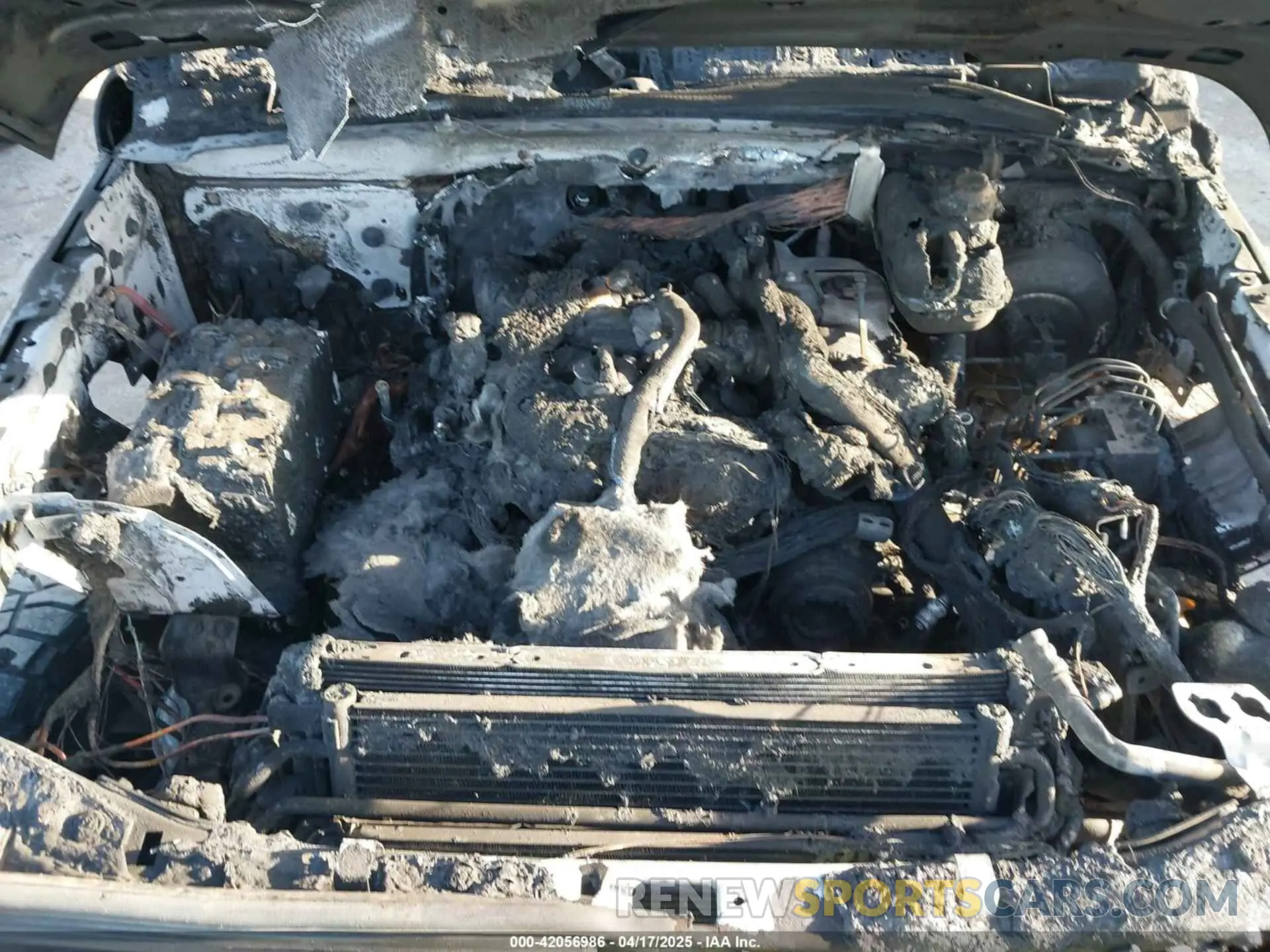 10 Photograph of a damaged car 1C4HJXDNXLW348677 JEEP WRANGLER UNLIMITED 2020
