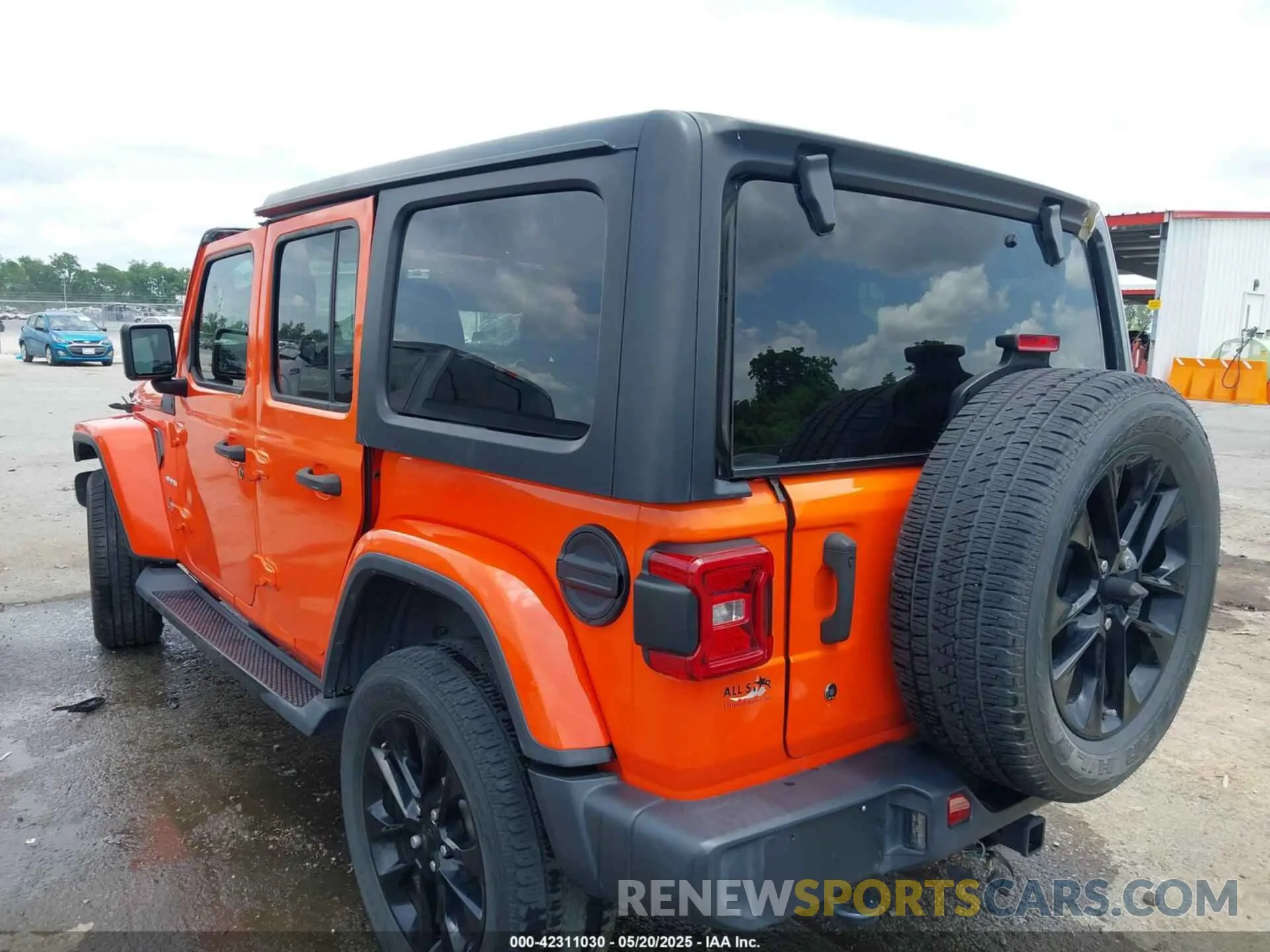 3 Фотография поврежденного автомобиля 1C4HJXEG5LW232965 JEEP WRANGLER UNLIMITED 2020
