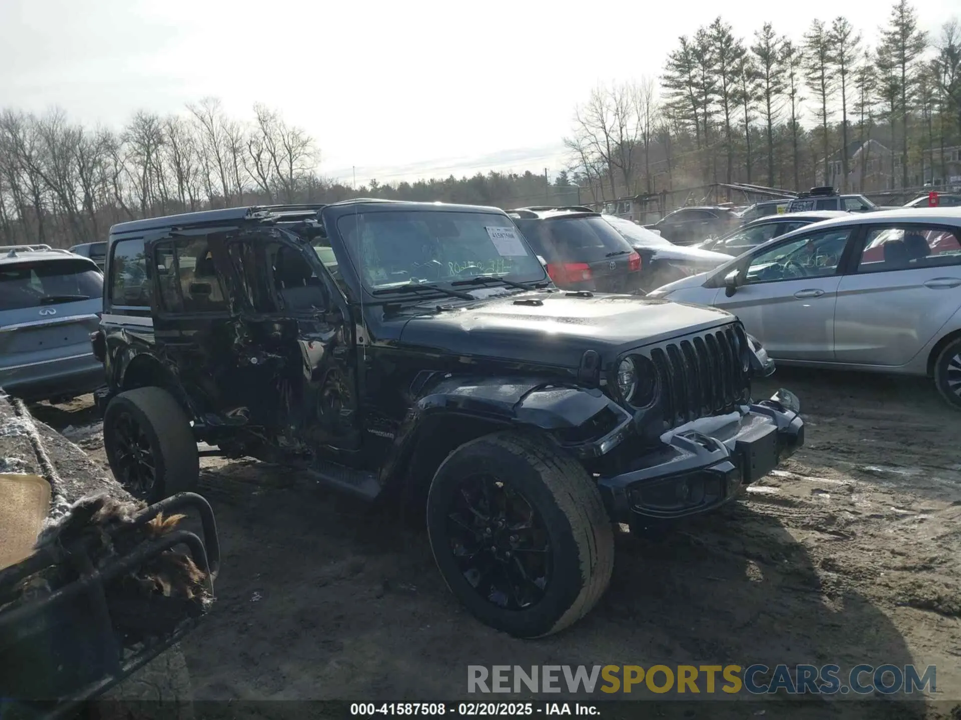 13 Photograph of a damaged car 1C4HJXEG8LW318626 JEEP WRANGLER UNLIMITED 2020
