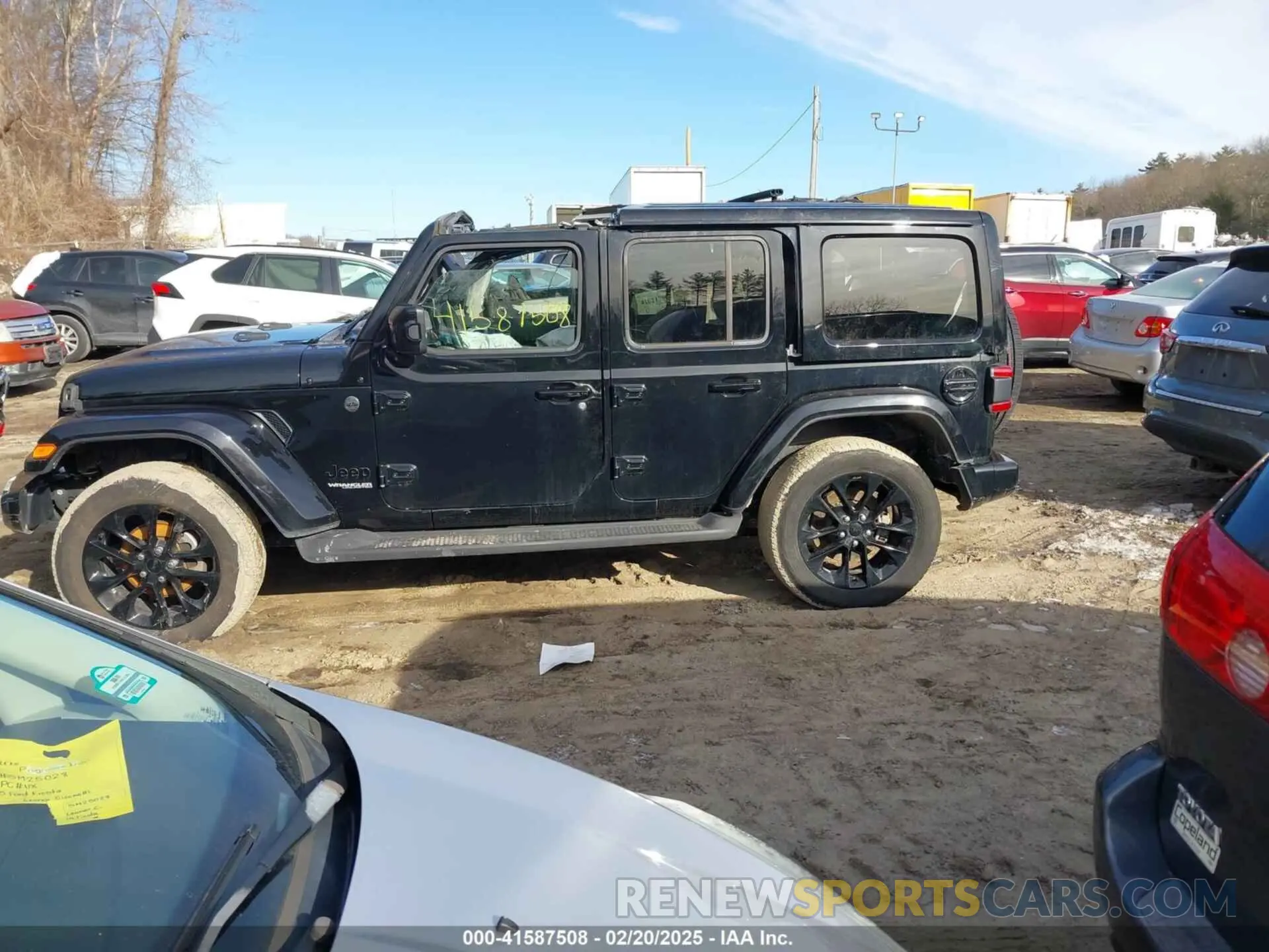 14 Photograph of a damaged car 1C4HJXEG8LW318626 JEEP WRANGLER UNLIMITED 2020