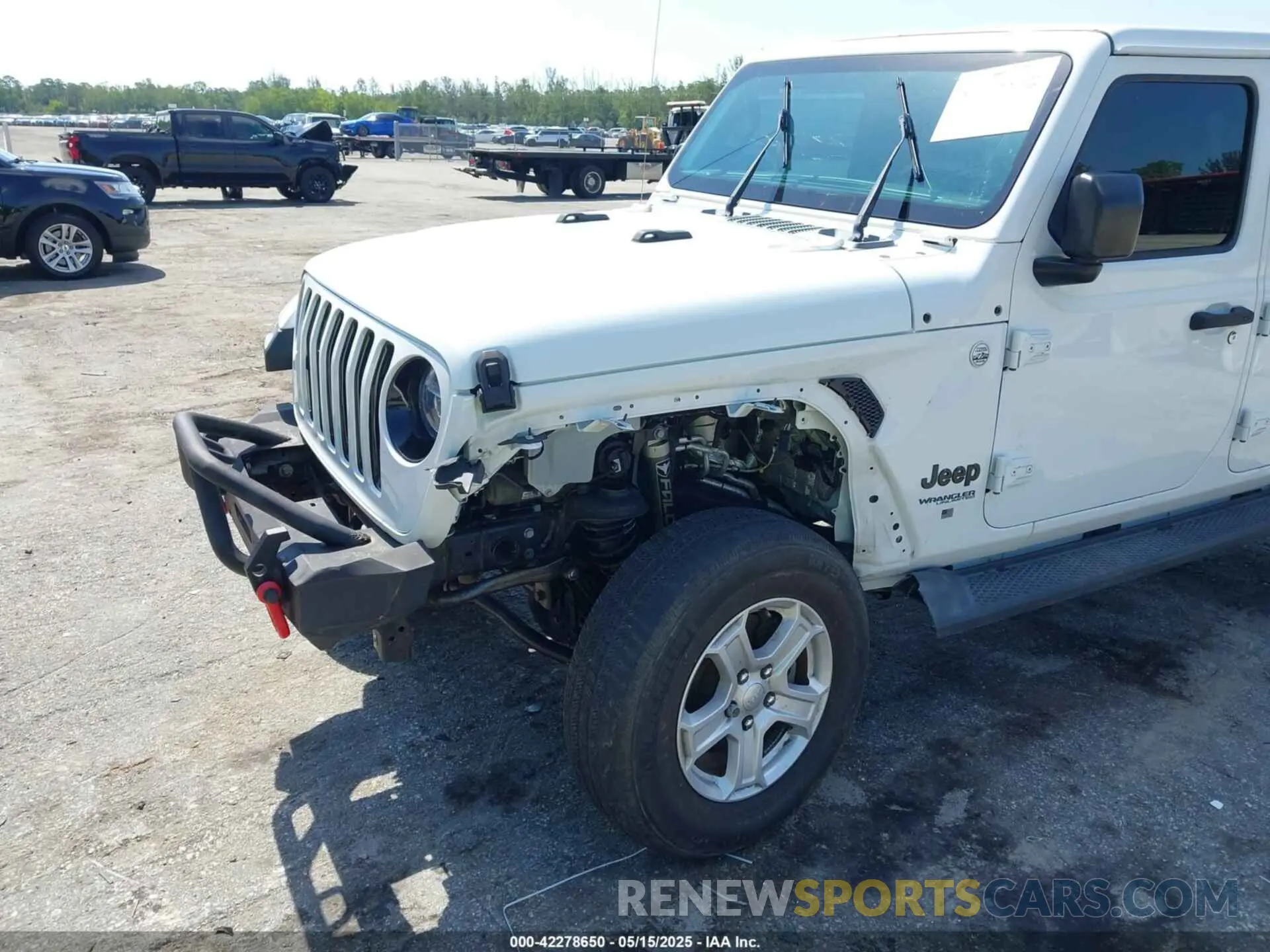 6 Photograph of a damaged car 1C4HJXEN1LW104950 JEEP WRANGLER UNLIMITED 2020
