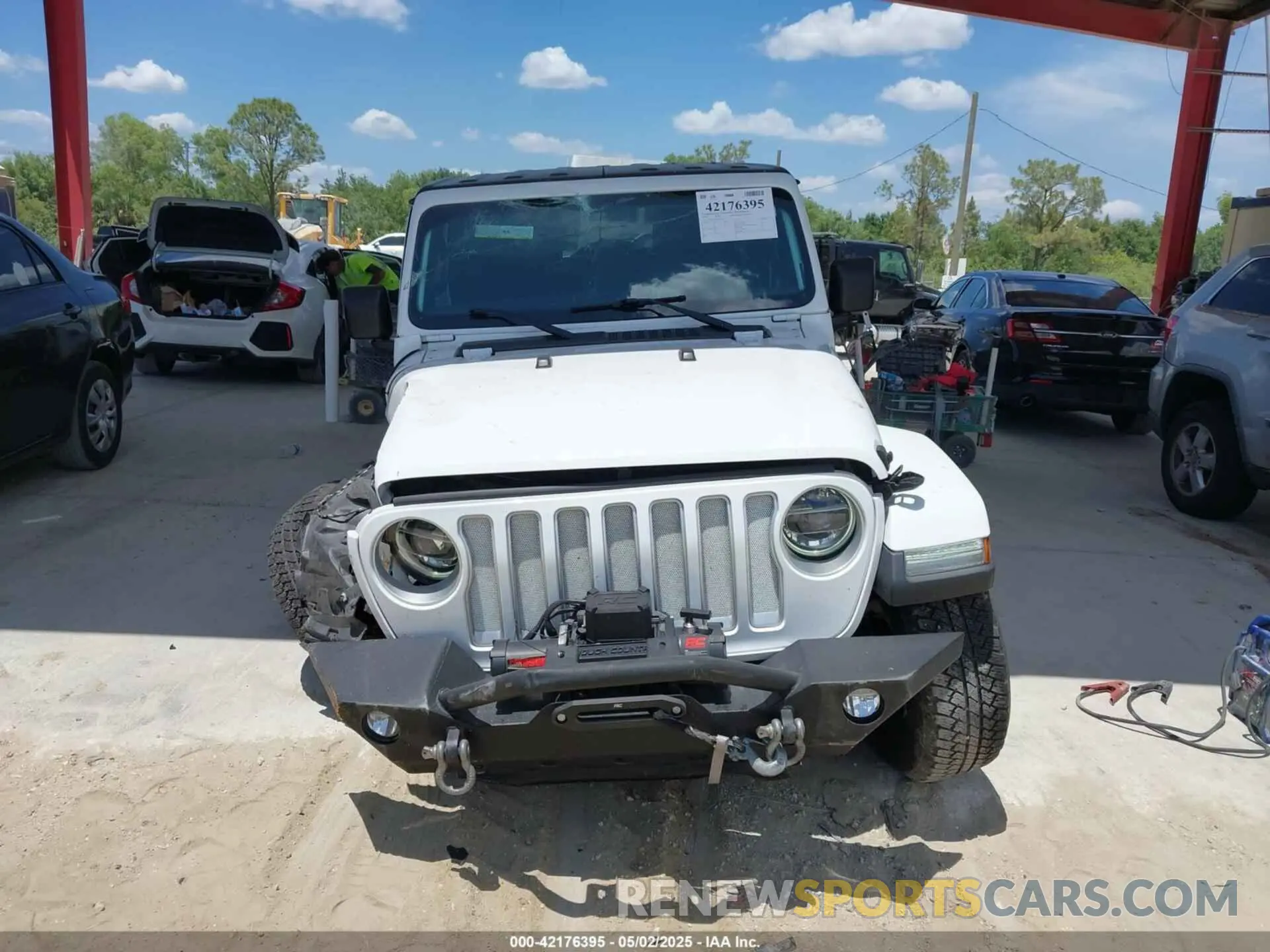 13 Photograph of a damaged car 1C4HJXEN3LW264036 JEEP WRANGLER UNLIMITED 2020