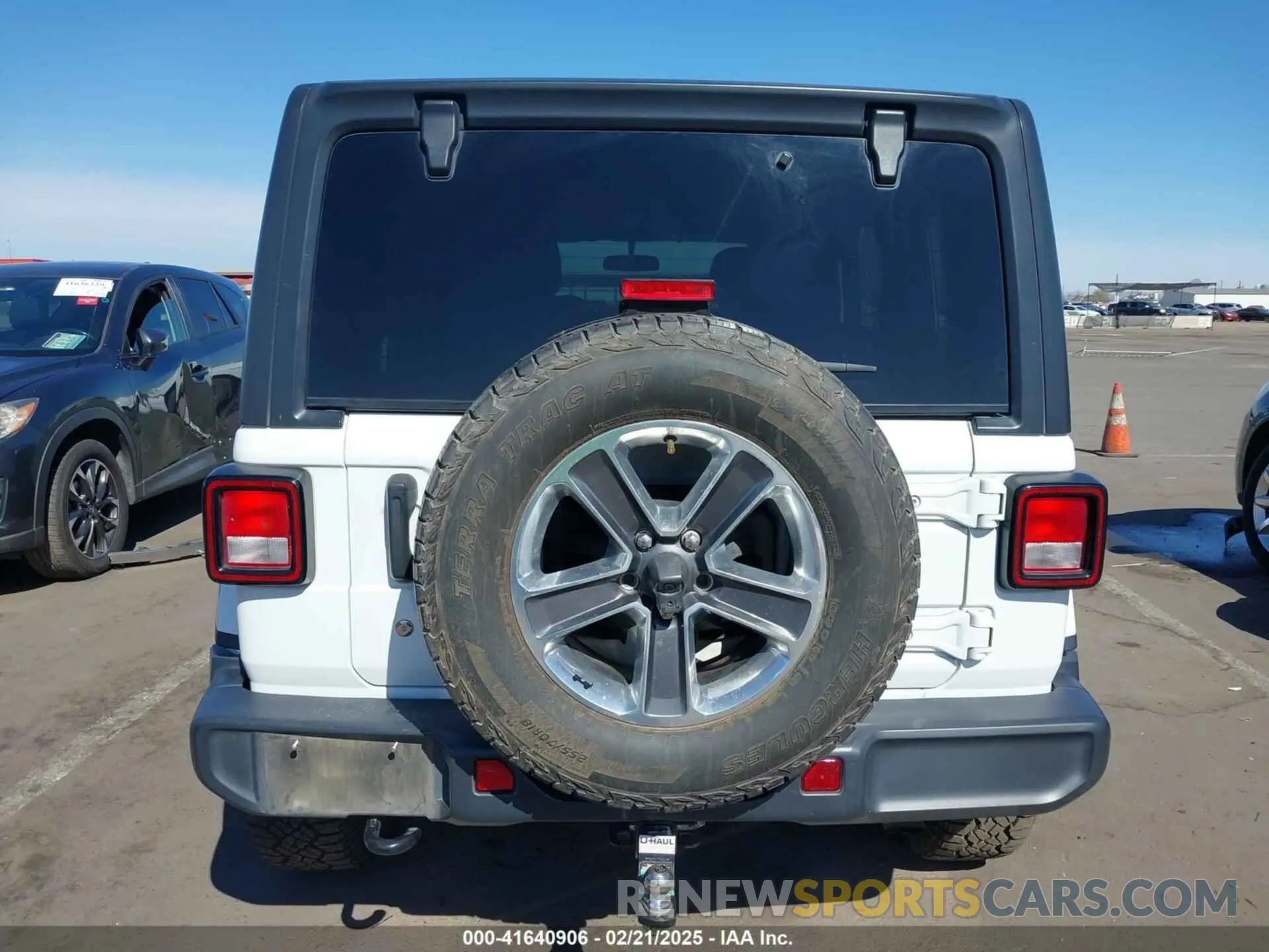 16 Photograph of a damaged car 1C4HJXEN5LW277208 JEEP WRANGLER UNLIMITED 2020