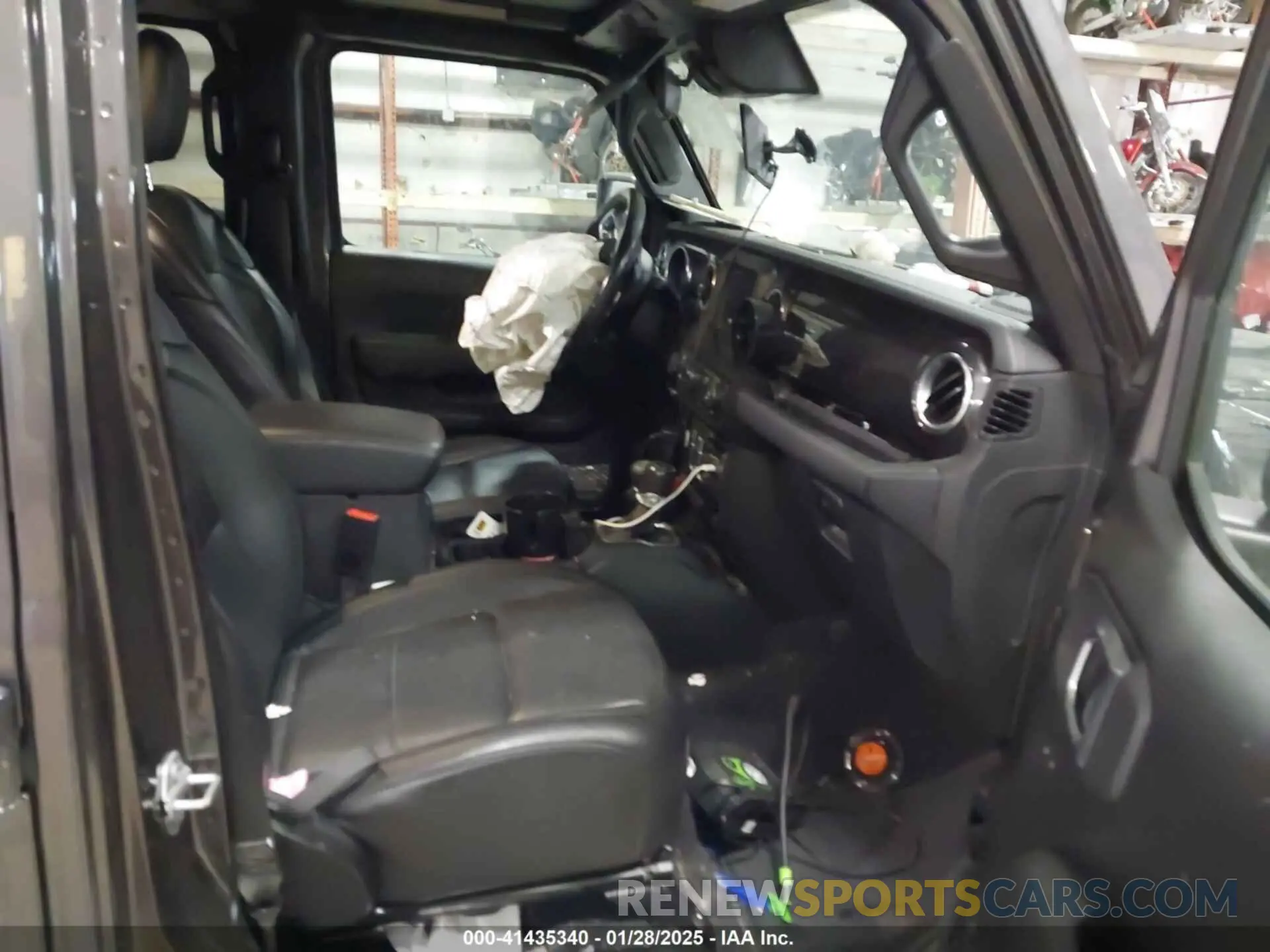 5 Photograph of a damaged car 1C4HJXEN8LW293757 JEEP WRANGLER UNLIMITED 2020