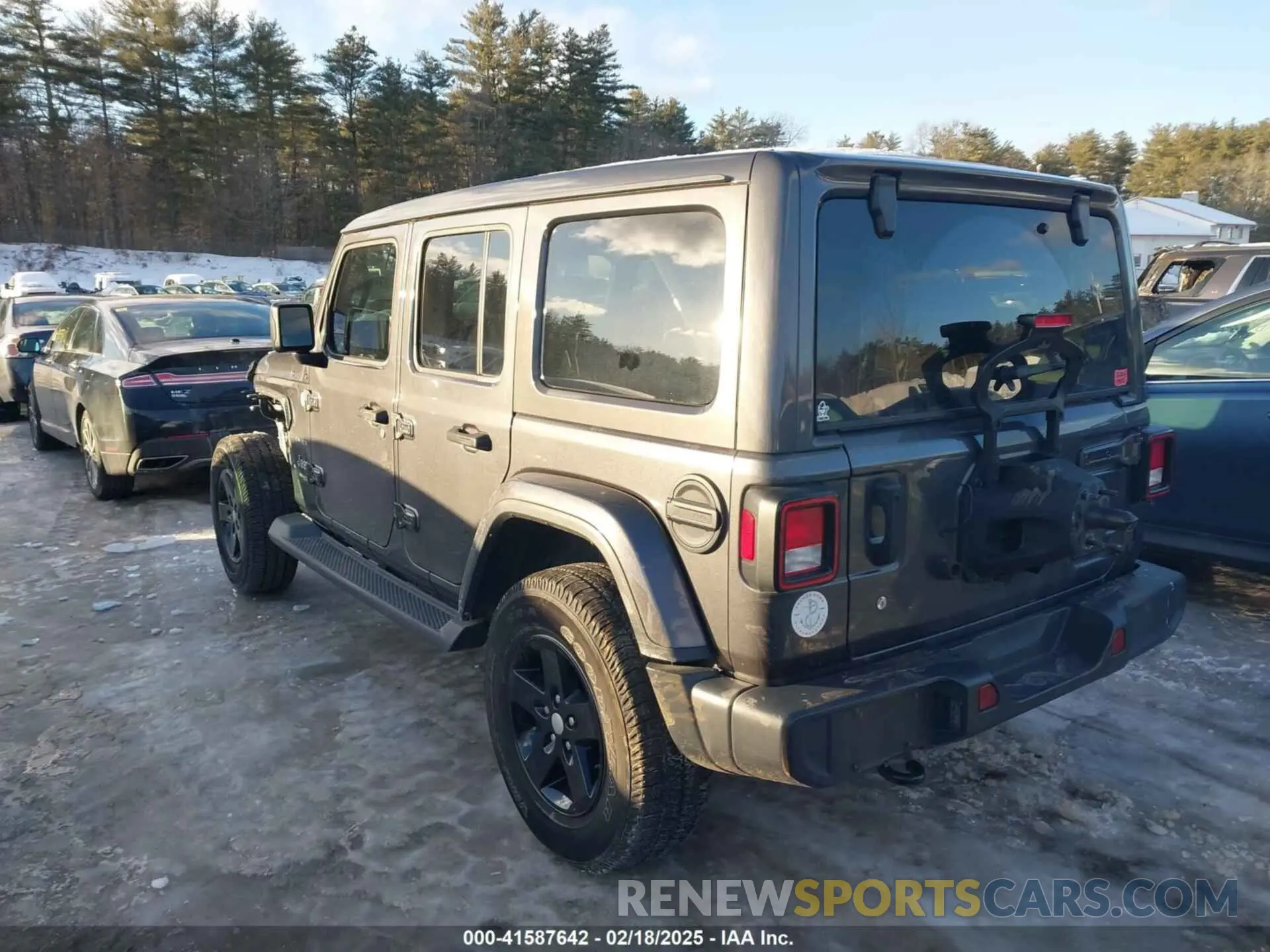 3 Фотография поврежденного автомобиля 1C4HJXEN9LW157444 JEEP WRANGLER UNLIMITED 2020
