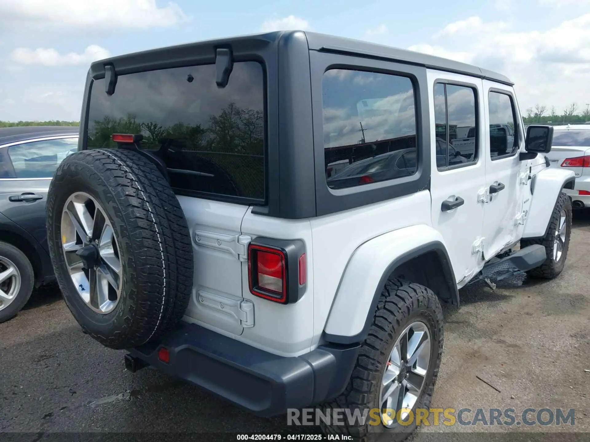 4 Photograph of a damaged car 1C4HJXEN9LW168525 JEEP WRANGLER UNLIMITED 2020