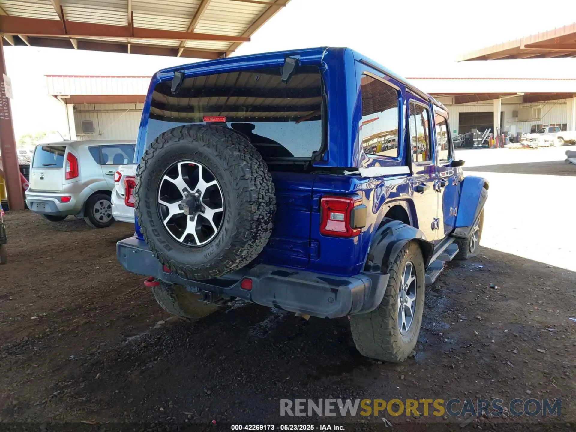 4 Photograph of a damaged car 1C4HJXFG1LW234257 JEEP WRANGLER UNLIMITED 2020