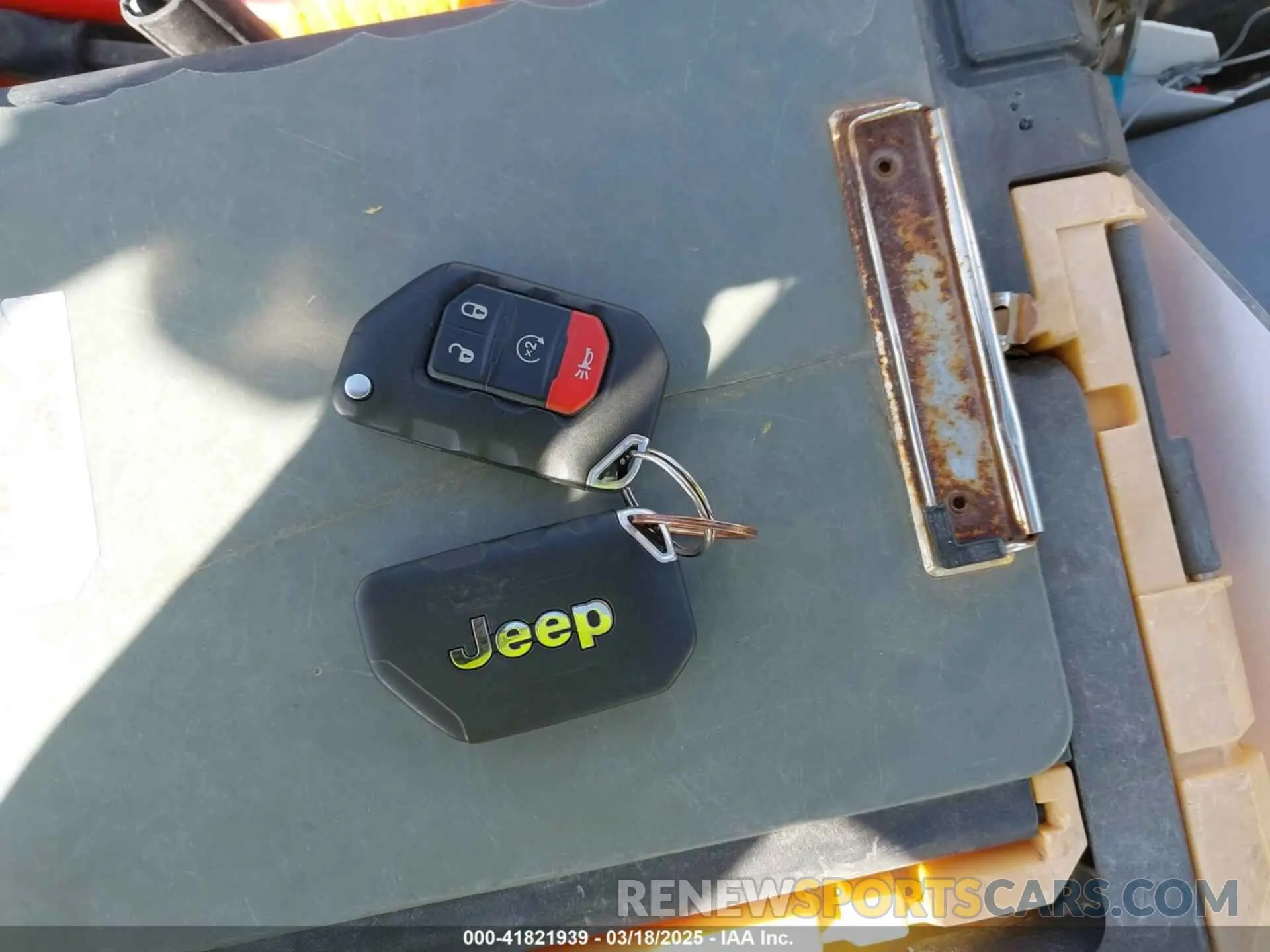 11 Фотография поврежденного автомобиля 1C4HJXFG3LW186387 JEEP WRANGLER UNLIMITED 2020