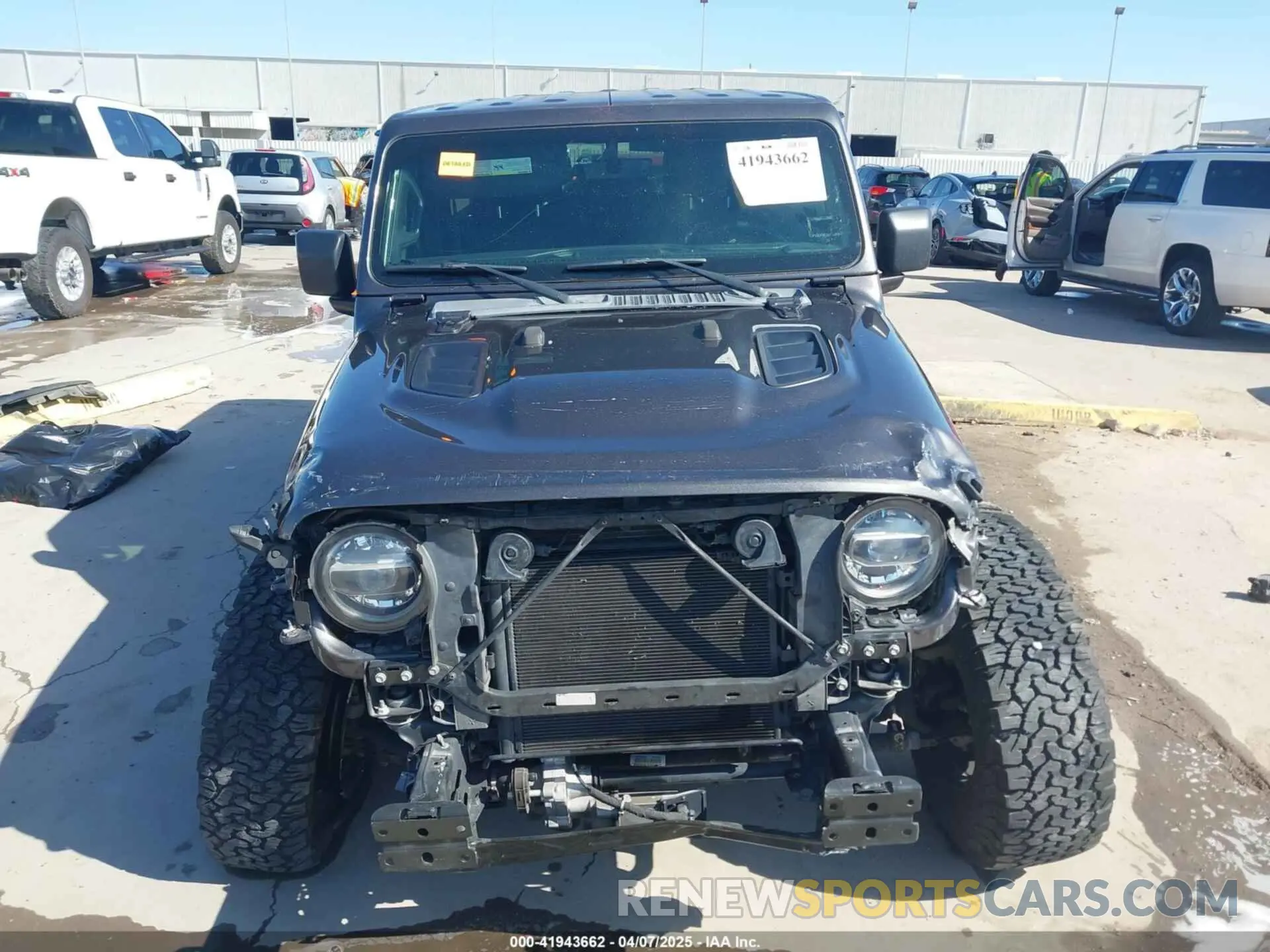 12 Photograph of a damaged car 1C4HJXFN0LW300344 JEEP WRANGLER UNLIMITED 2020