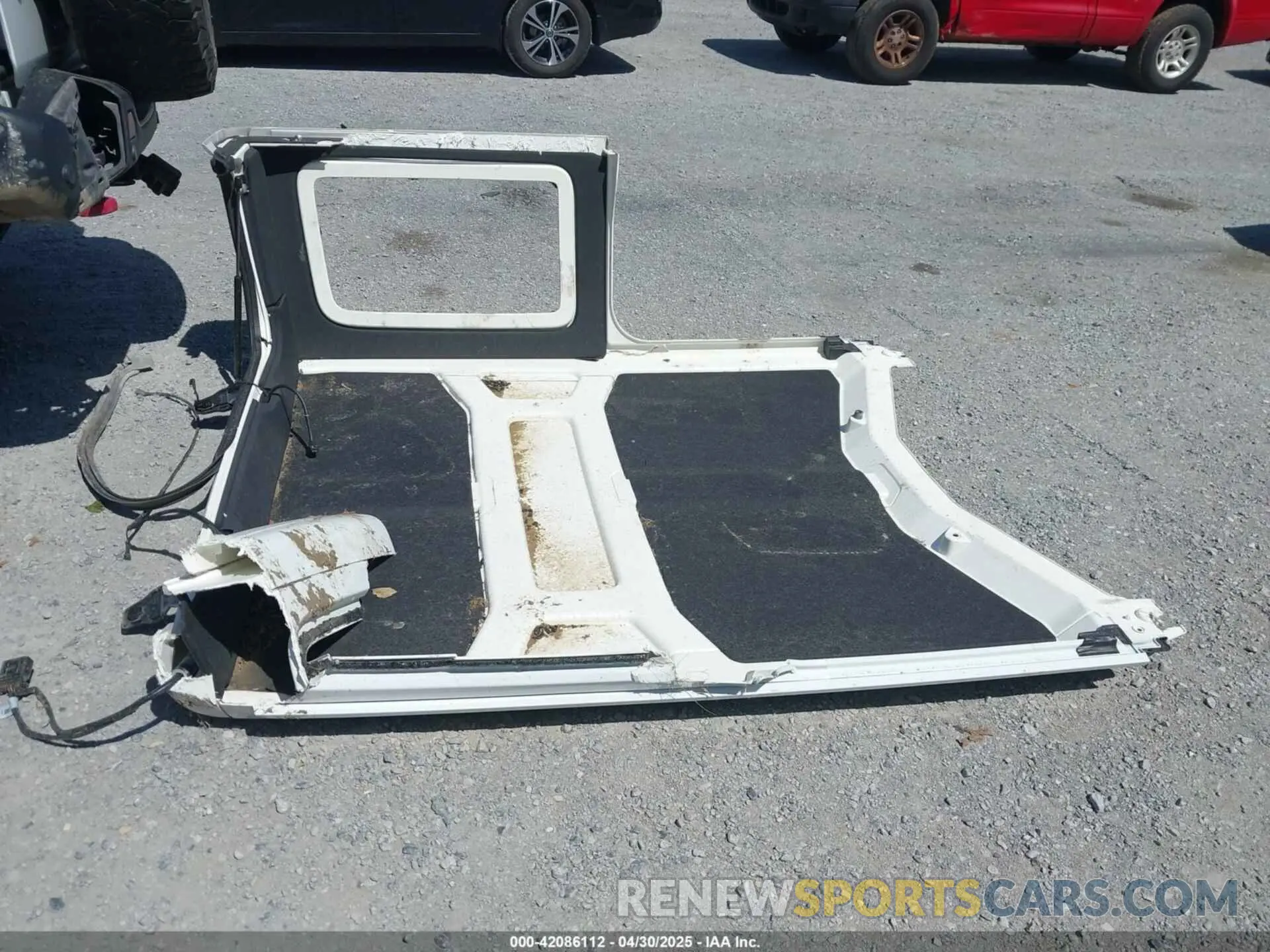 12 Photograph of a damaged car 1C4JJXFM5LW278740 JEEP WRANGLER UNLIMITED 2020