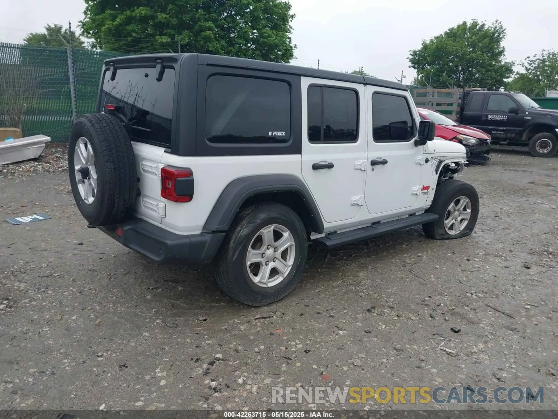 4 Photograph of a damaged car 1C4HJXDG1MW850478 JEEP WRANGLER UNLIMITED 2021