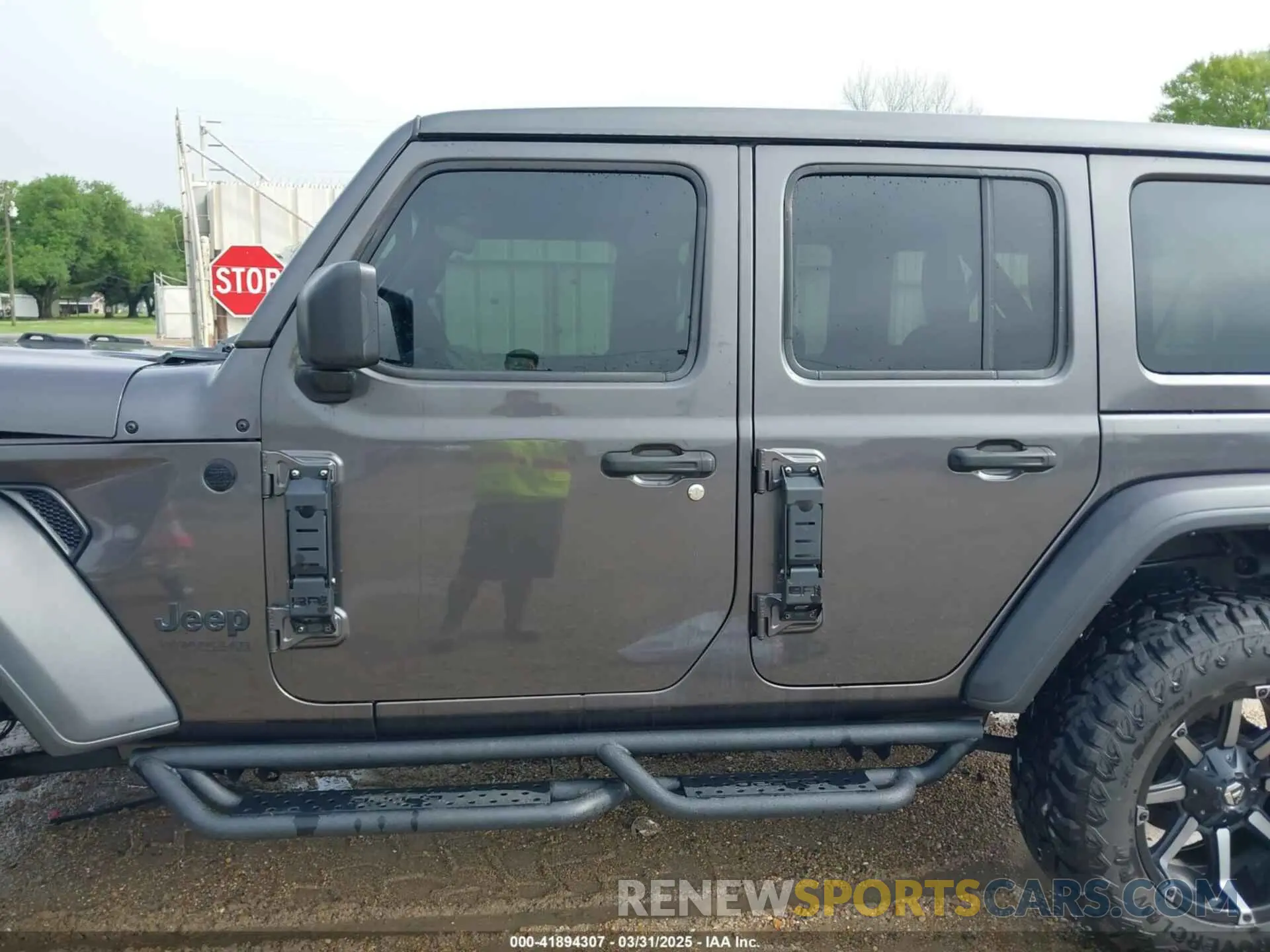 14 Фотография поврежденного автомобиля 1C4HJXDG2MW700461 JEEP WRANGLER UNLIMITED 2021