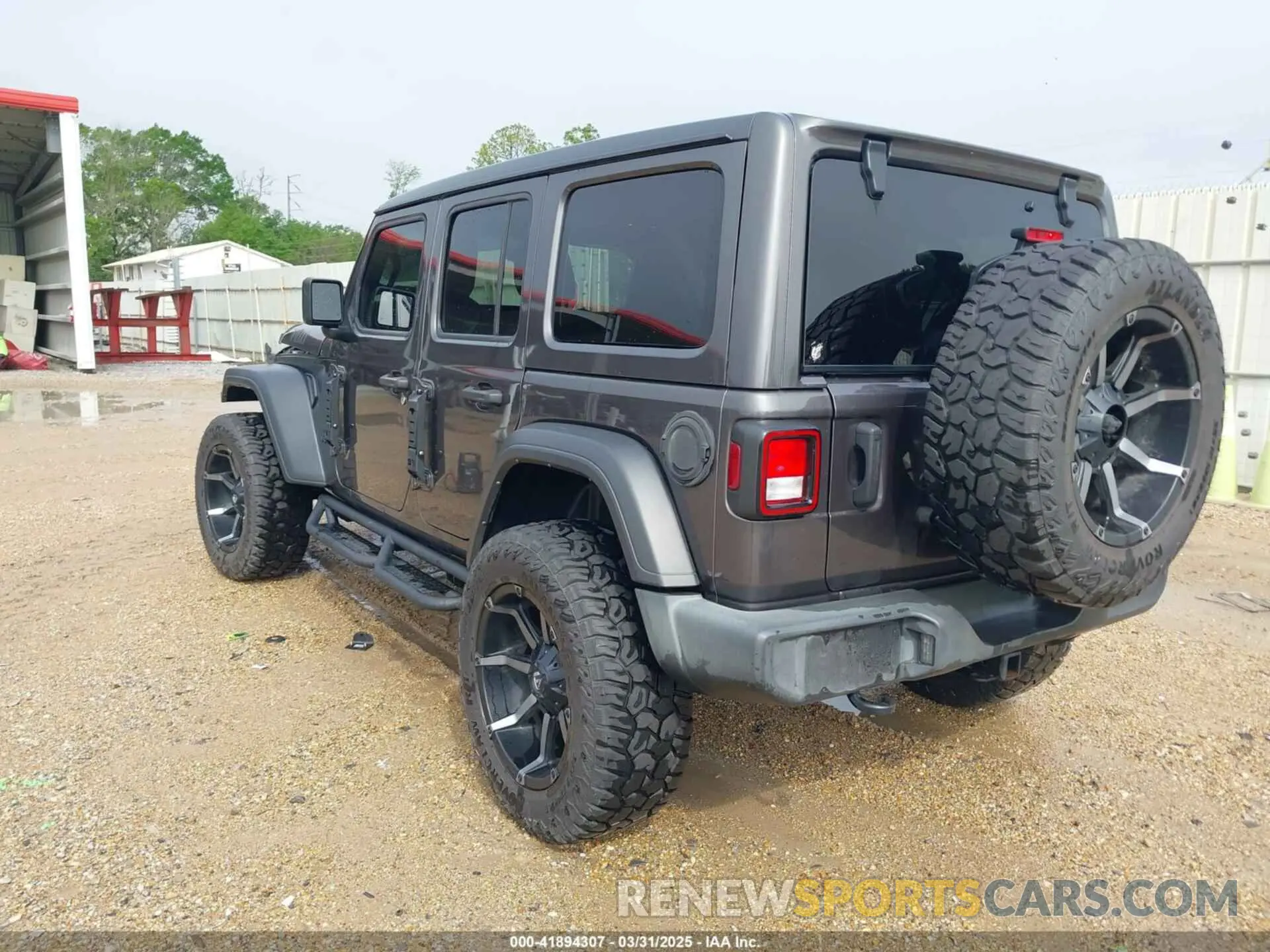 3 Фотография поврежденного автомобиля 1C4HJXDG2MW700461 JEEP WRANGLER UNLIMITED 2021