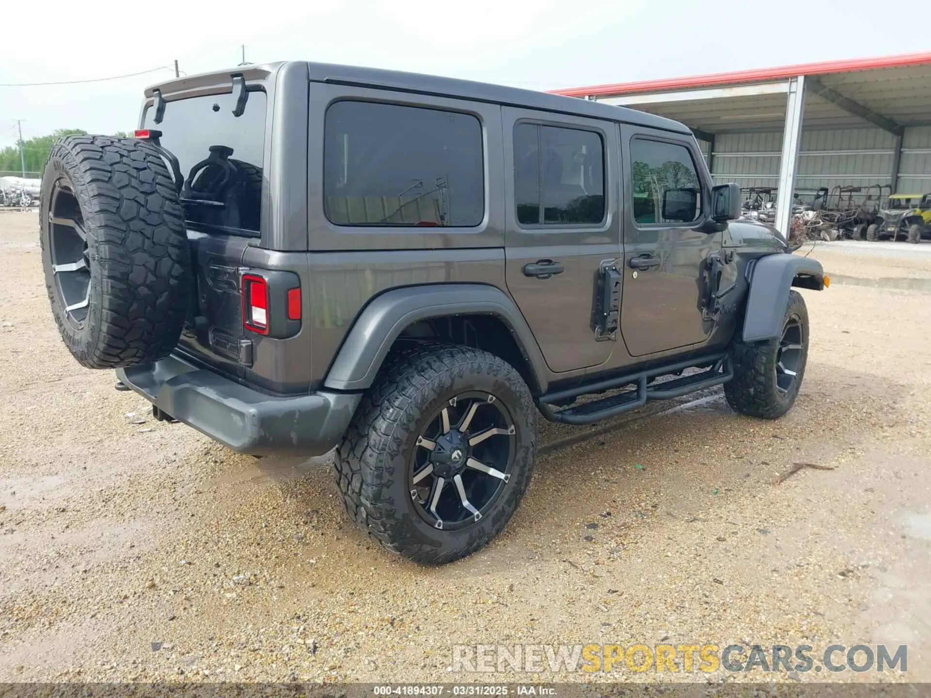 4 Фотография поврежденного автомобиля 1C4HJXDG2MW700461 JEEP WRANGLER UNLIMITED 2021