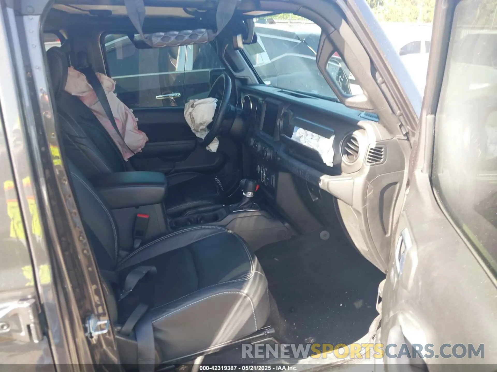 5 Photograph of a damaged car 1C4HJXDG3MW801301 JEEP WRANGLER UNLIMITED 2021