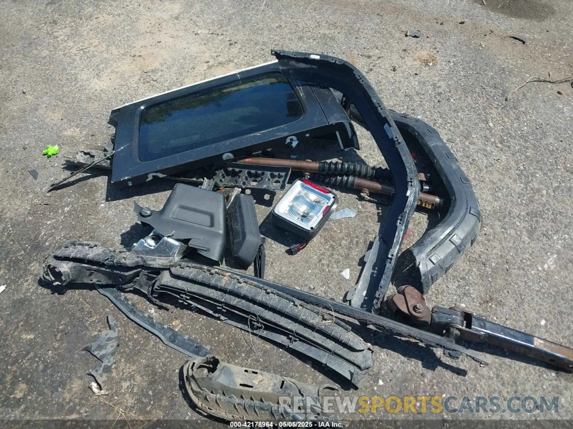 12 Photograph of a damaged car 1C4HJXDG4MW581070 JEEP WRANGLER UNLIMITED 2021