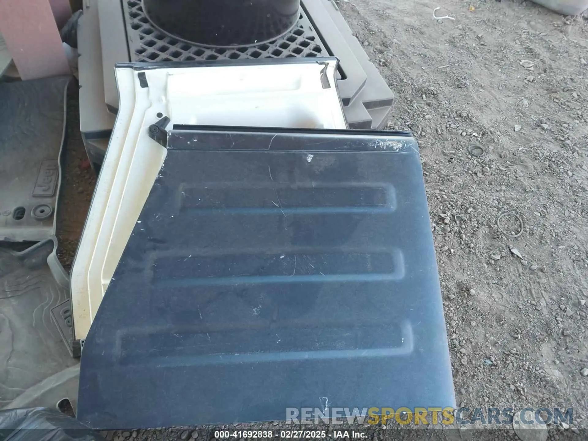 11 Photograph of a damaged car 1C4HJXDG5MW695014 JEEP WRANGLER UNLIMITED 2021
