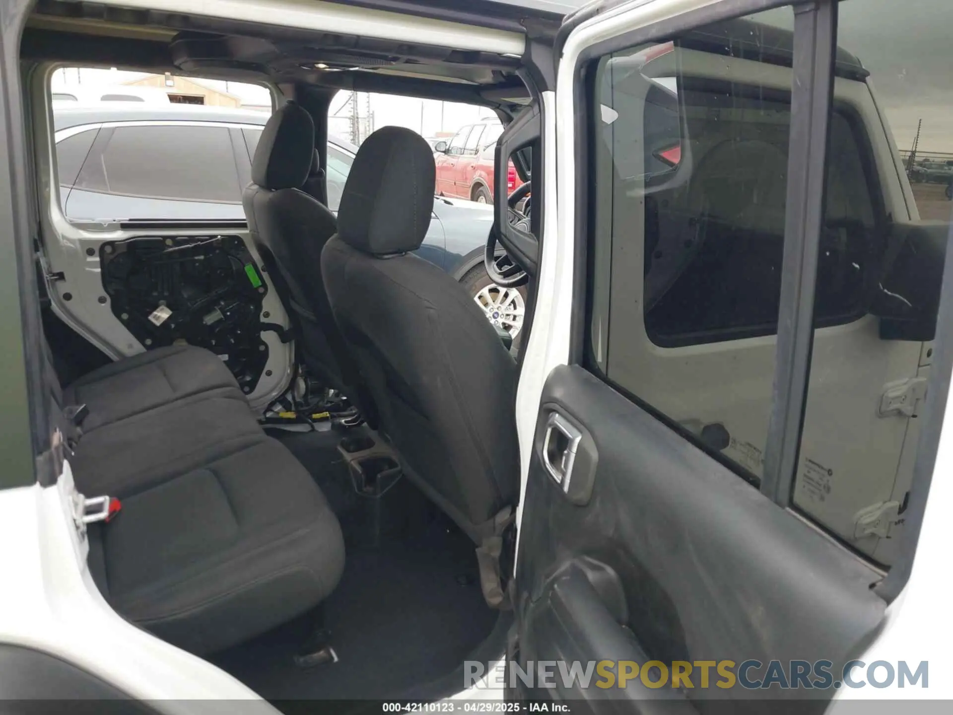 8 Фотография поврежденного автомобиля 1C4HJXDG8MW509322 JEEP WRANGLER UNLIMITED 2021