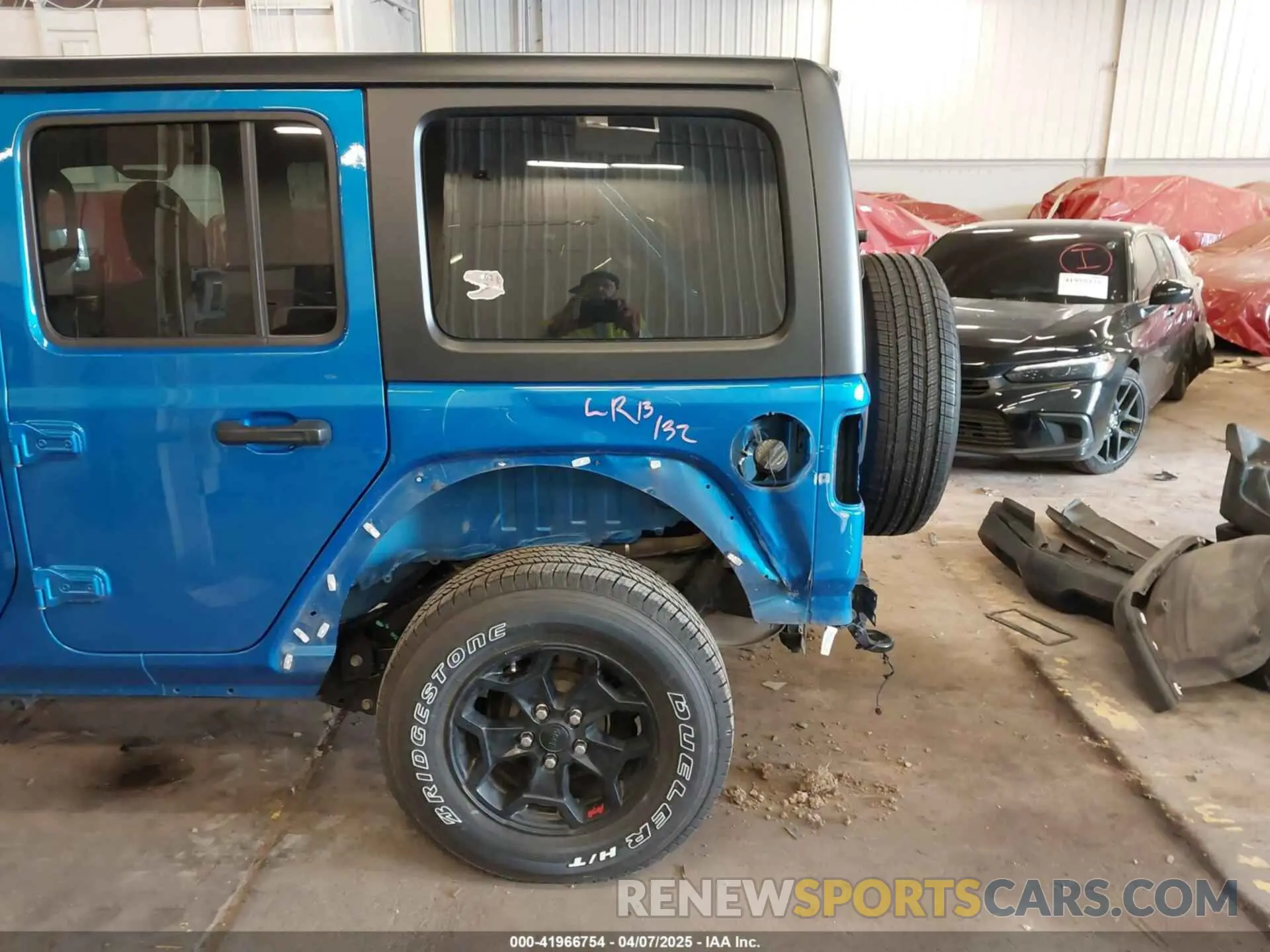 6 Photograph of a damaged car 1C4HJXDG9MW797013 JEEP WRANGLER UNLIMITED 2021