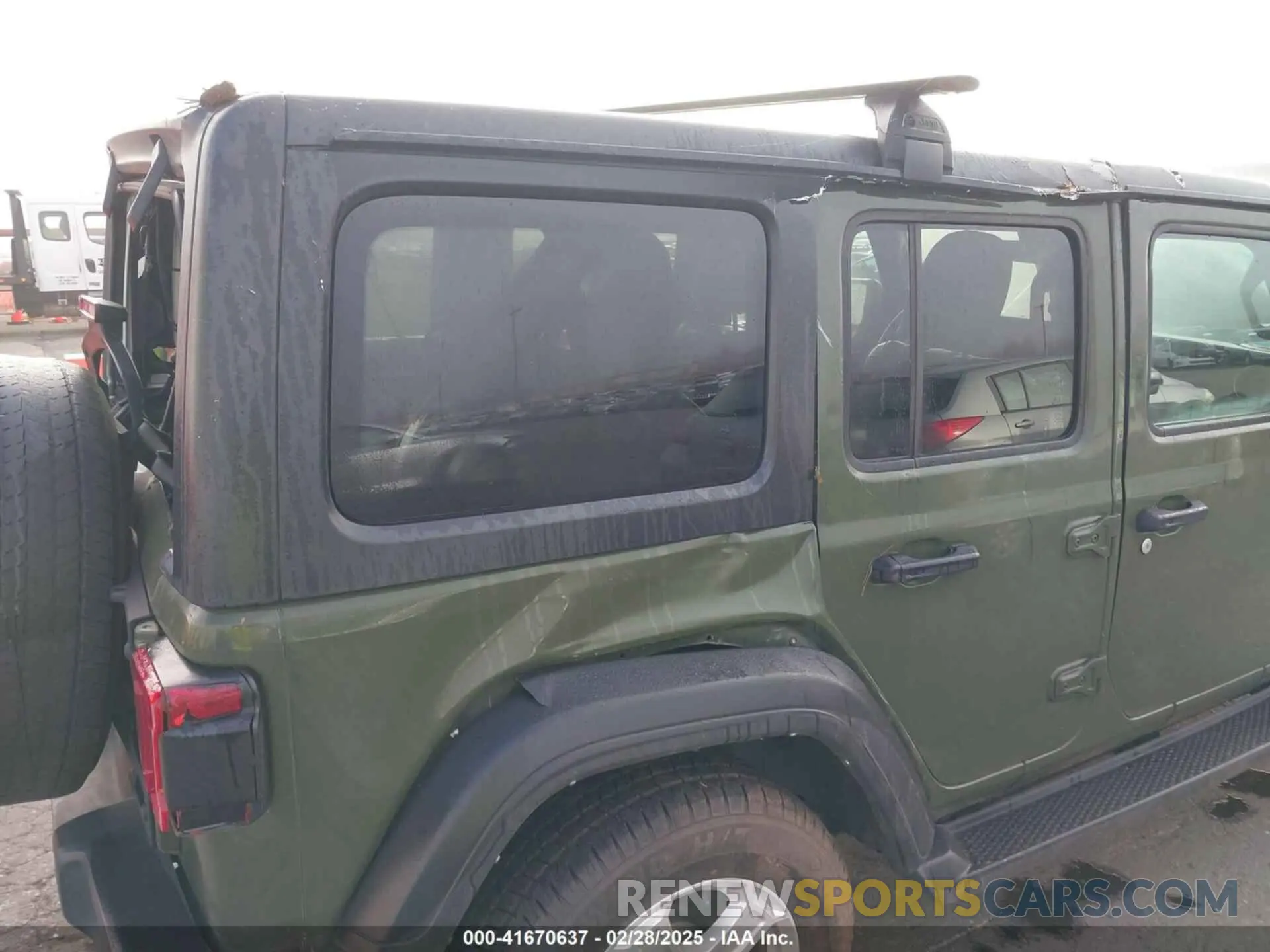 12 Photograph of a damaged car 1C4HJXDM1MW812674 JEEP WRANGLER UNLIMITED 2021