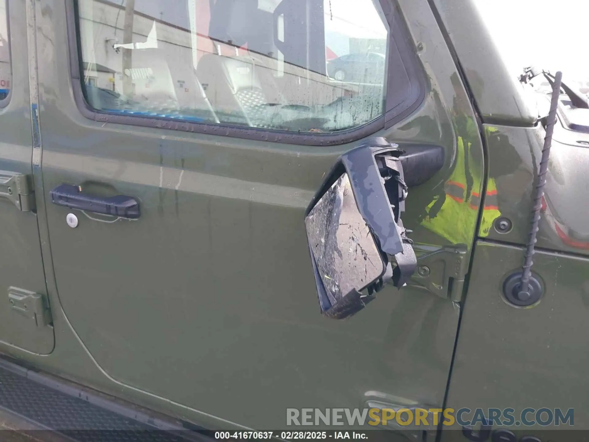 13 Photograph of a damaged car 1C4HJXDM1MW812674 JEEP WRANGLER UNLIMITED 2021