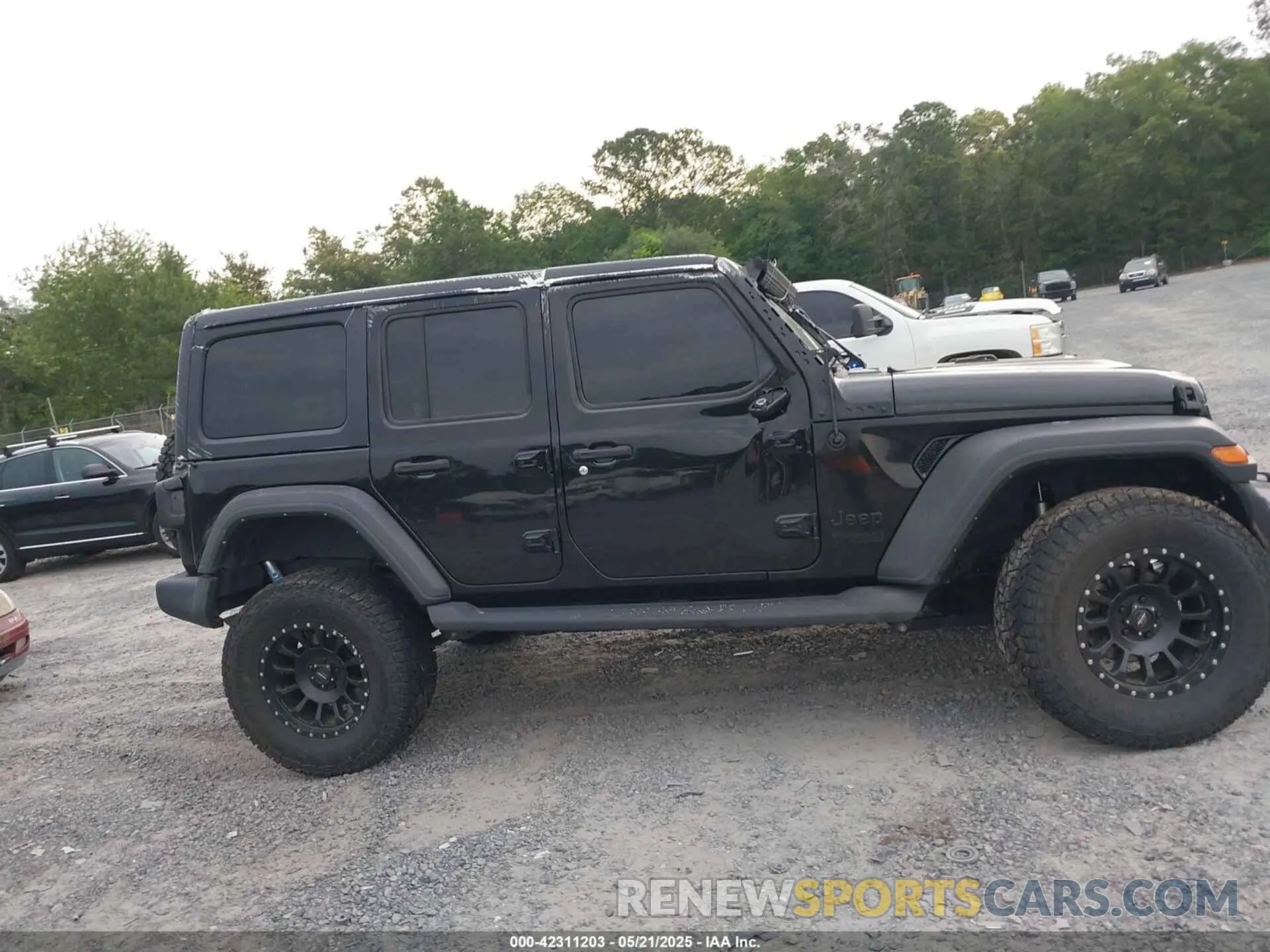 13 Photograph of a damaged car 1C4HJXDM5MW859724 JEEP WRANGLER UNLIMITED 2021