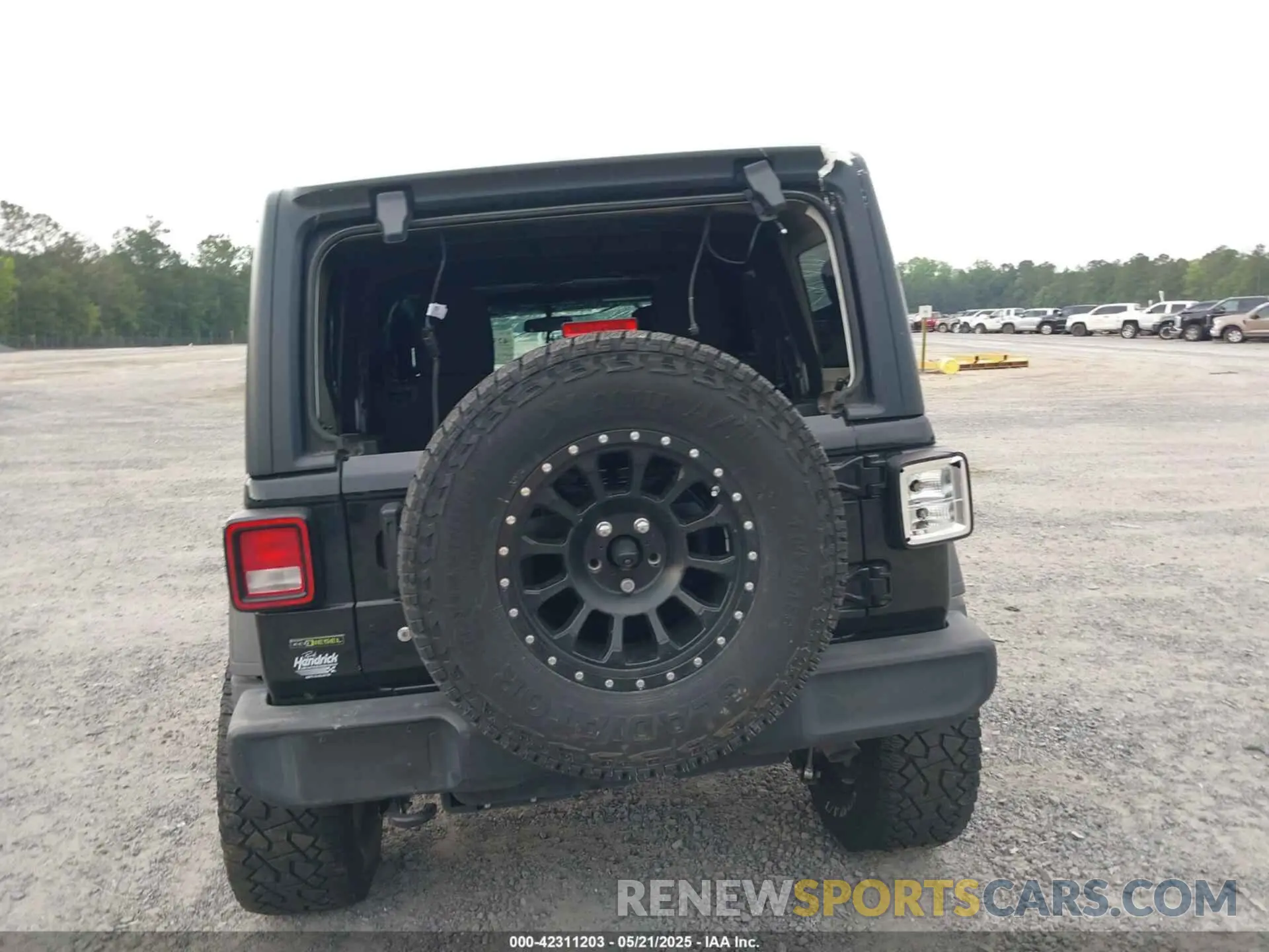 16 Photograph of a damaged car 1C4HJXDM5MW859724 JEEP WRANGLER UNLIMITED 2021