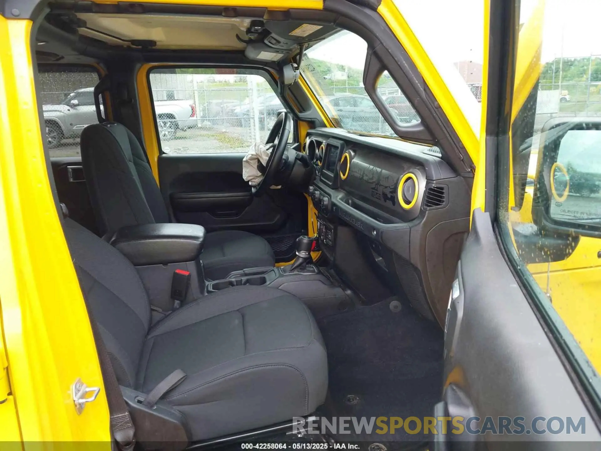 5 Фотография поврежденного автомобиля 1C4HJXDMXMW707745 JEEP WRANGLER UNLIMITED 2021