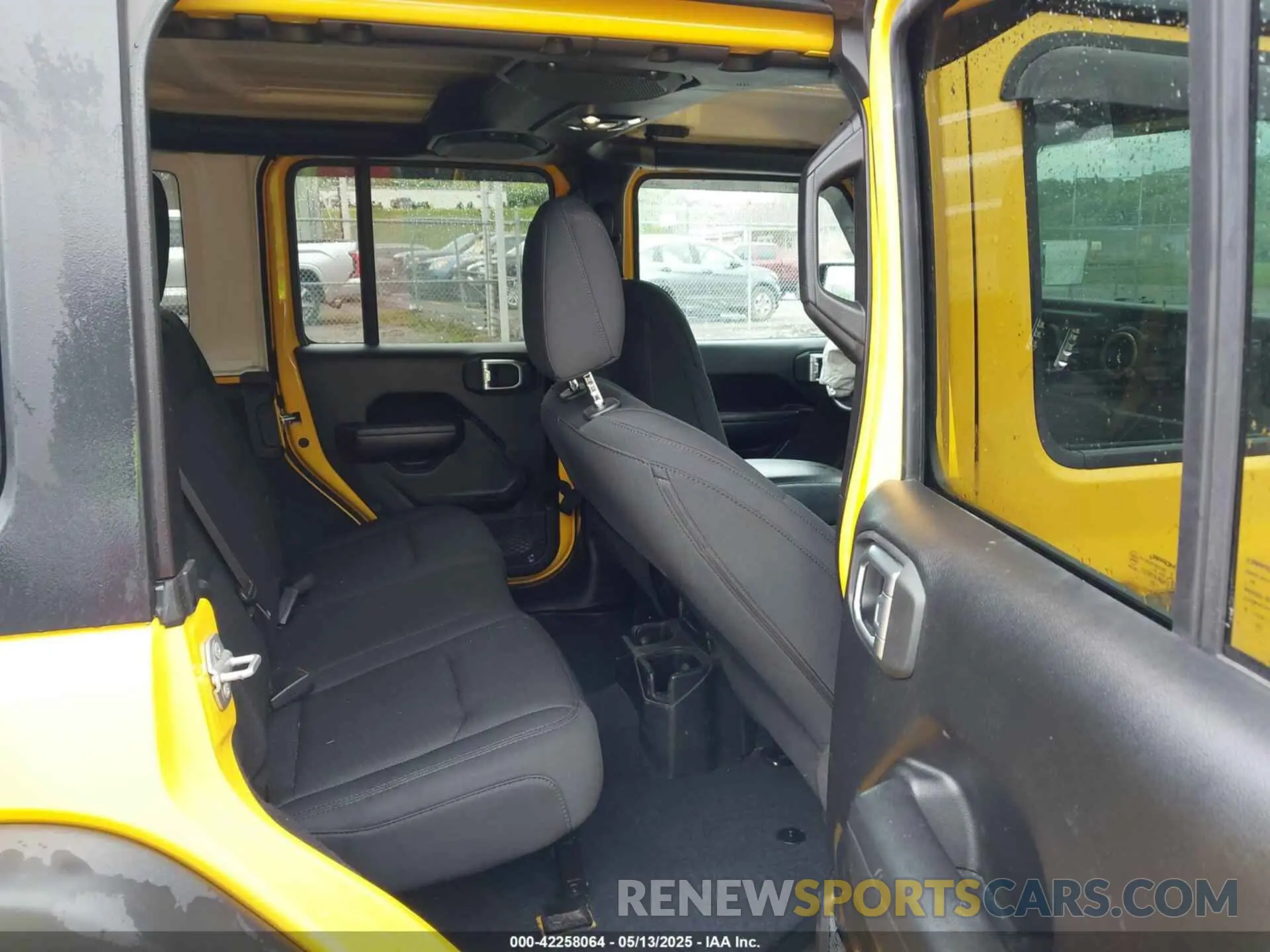 8 Фотография поврежденного автомобиля 1C4HJXDMXMW707745 JEEP WRANGLER UNLIMITED 2021