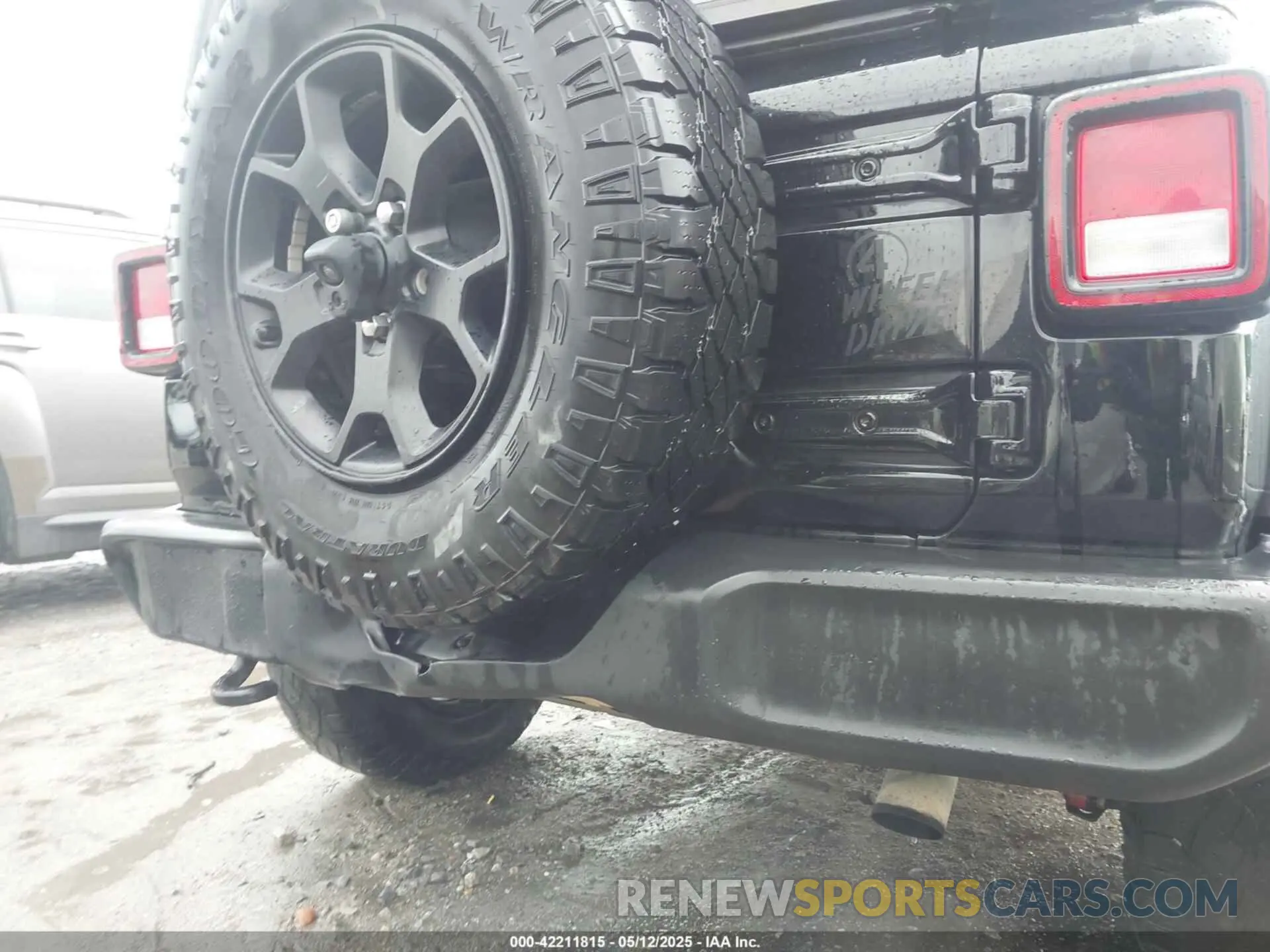 17 Фотография поврежденного автомобиля 1C4HJXDN0MW678801 JEEP WRANGLER UNLIMITED 2021