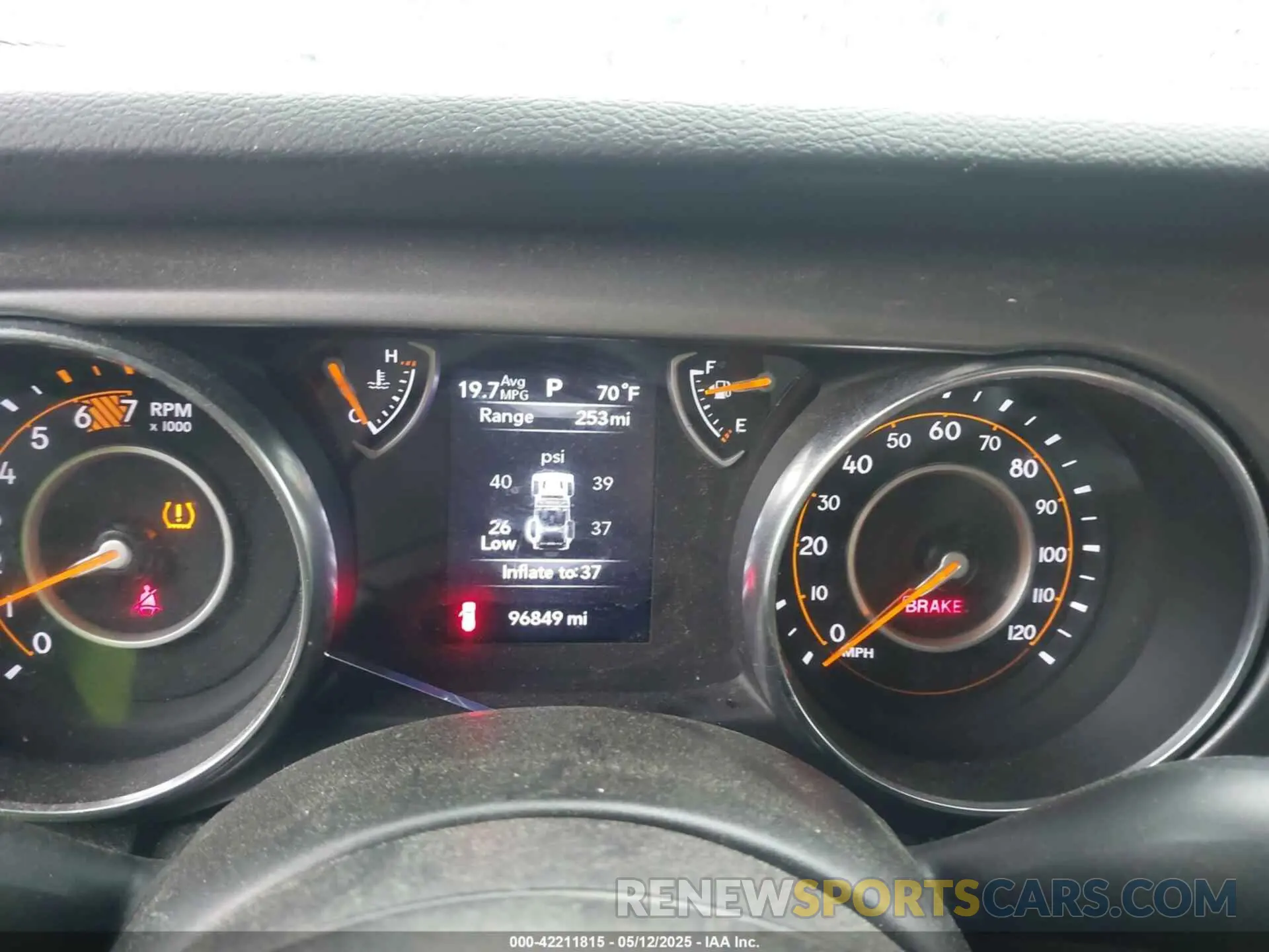 7 Фотография поврежденного автомобиля 1C4HJXDN0MW678801 JEEP WRANGLER UNLIMITED 2021