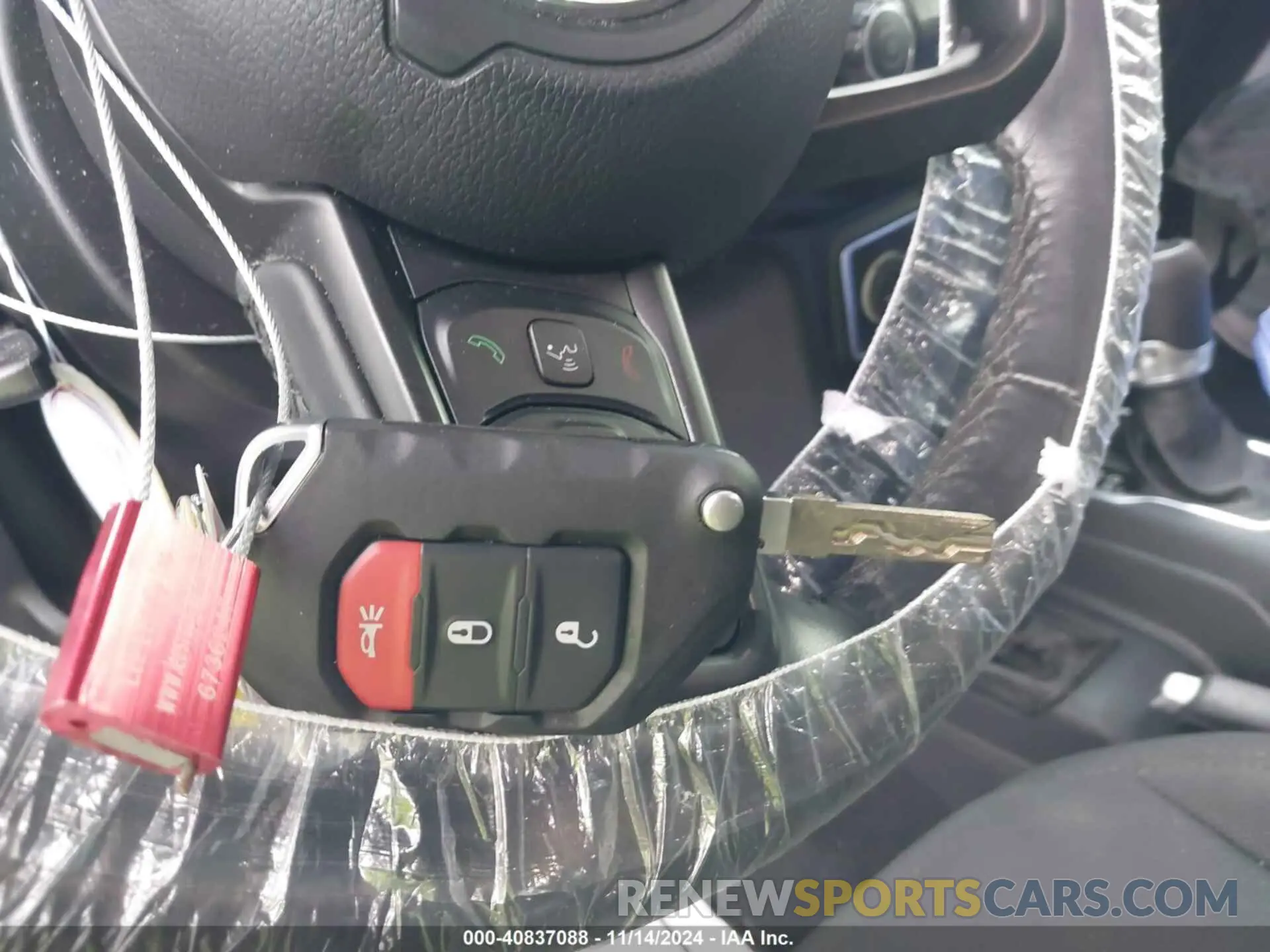 11 Photograph of a damaged car 1C4HJXDN0MW685716 JEEP WRANGLER UNLIMITED 2021