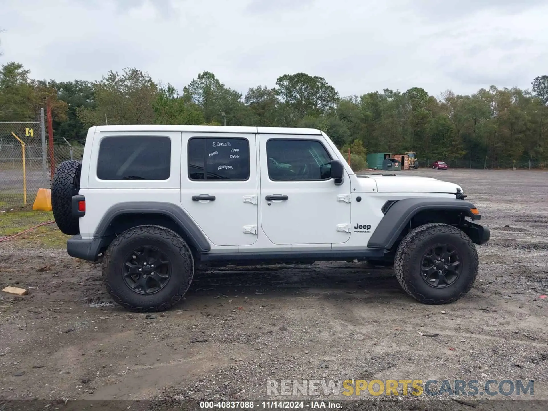 13 Photograph of a damaged car 1C4HJXDN0MW685716 JEEP WRANGLER UNLIMITED 2021