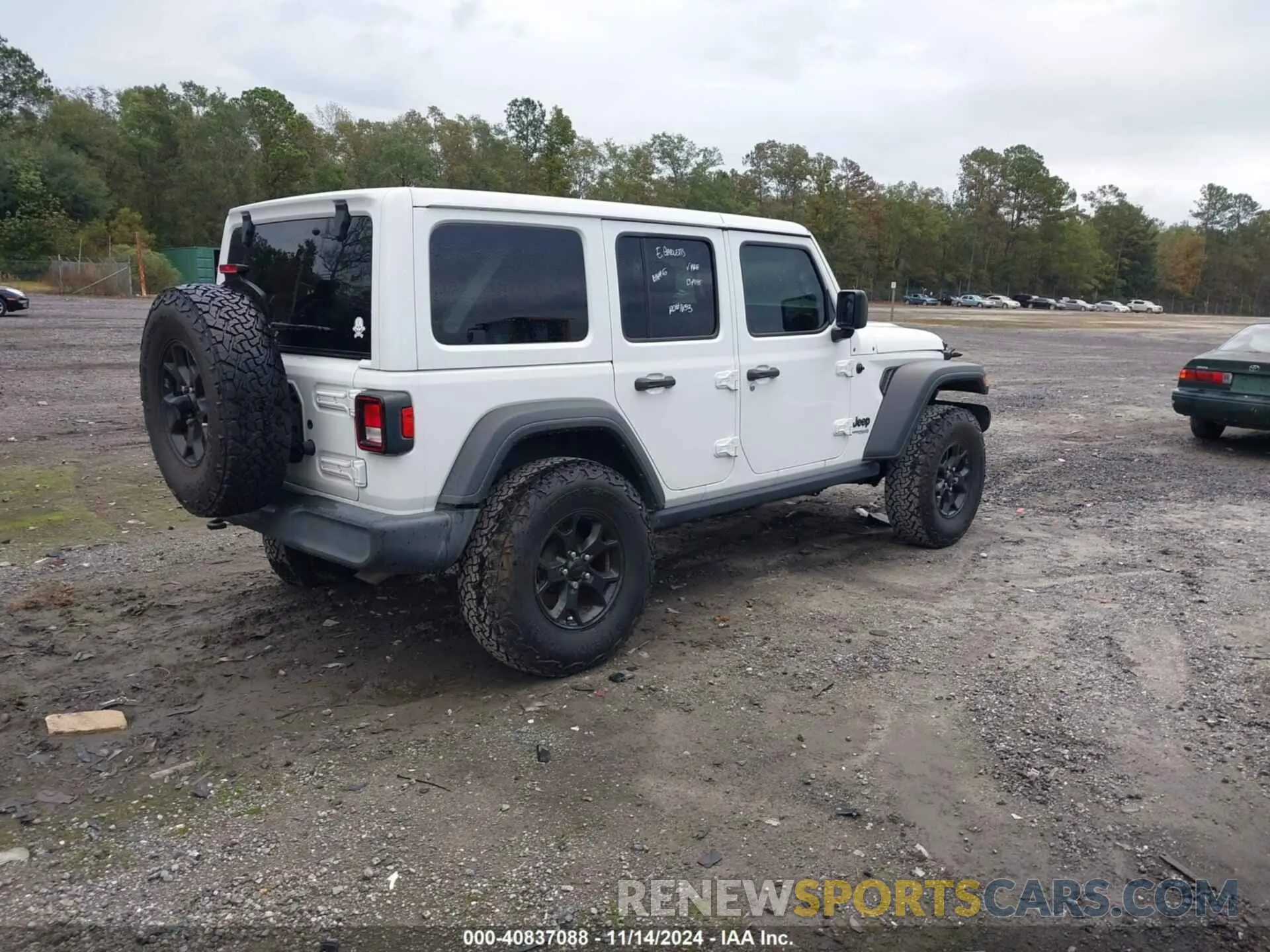 4 Photograph of a damaged car 1C4HJXDN0MW685716 JEEP WRANGLER UNLIMITED 2021