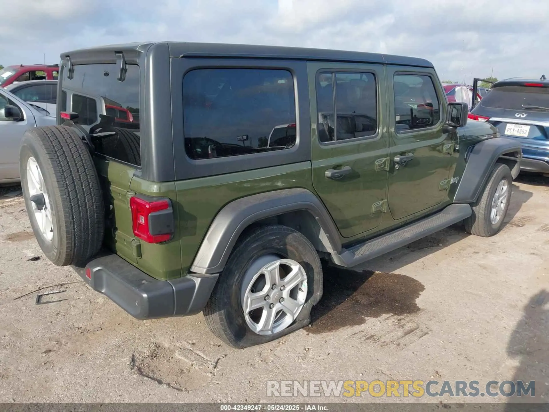 4 Фотография поврежденного автомобиля 1C4HJXDN2MW519746 JEEP WRANGLER UNLIMITED 2021