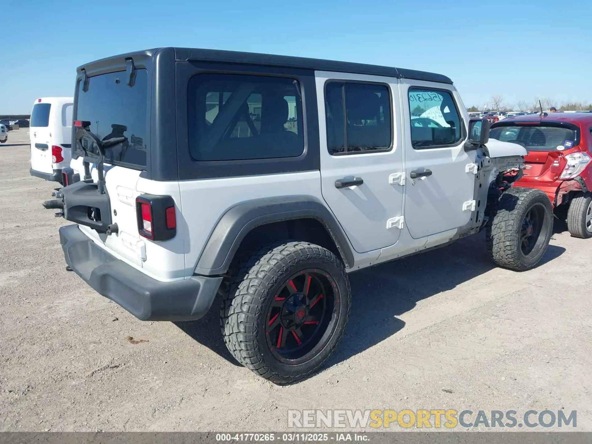 4 Photograph of a damaged car 1C4HJXDN3MW525460 JEEP WRANGLER UNLIMITED 2021