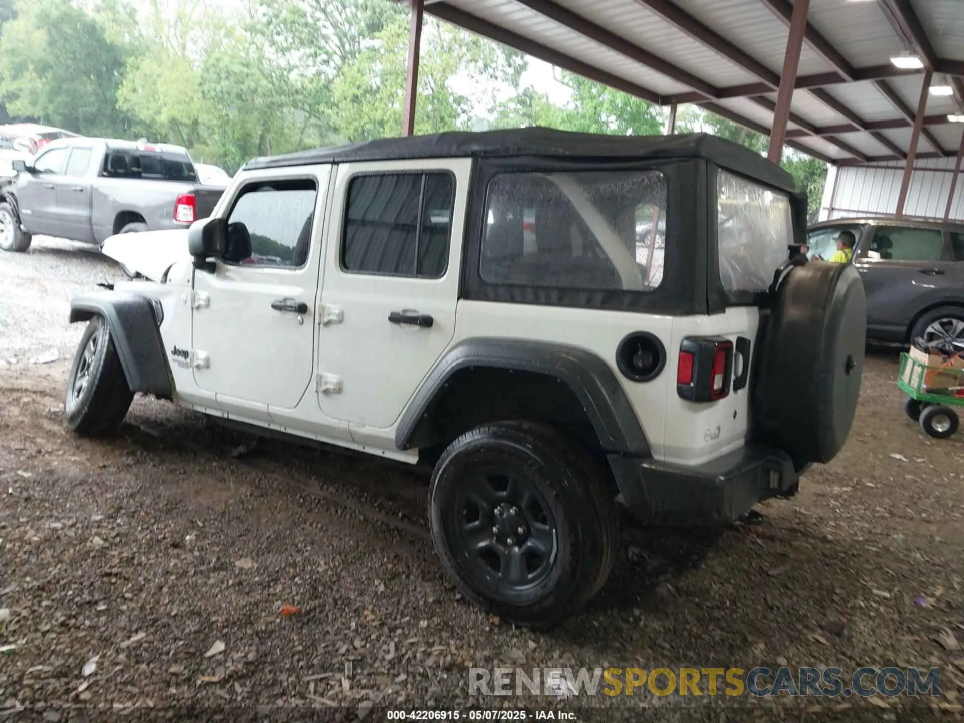 3 Photograph of a damaged car 1C4HJXDN4MW790999 JEEP WRANGLER UNLIMITED 2021