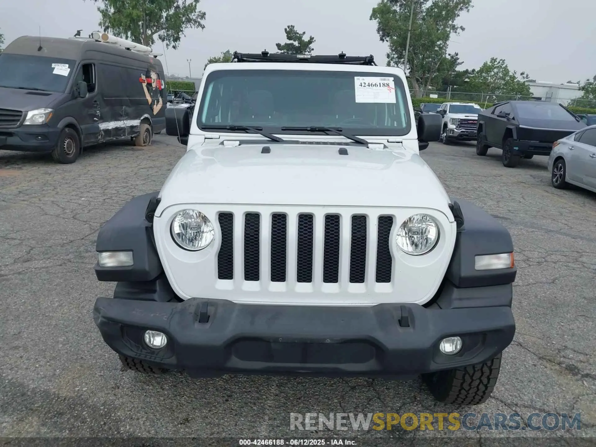 12 Photograph of a damaged car 1C4HJXDN5MW644613 JEEP WRANGLER UNLIMITED 2021